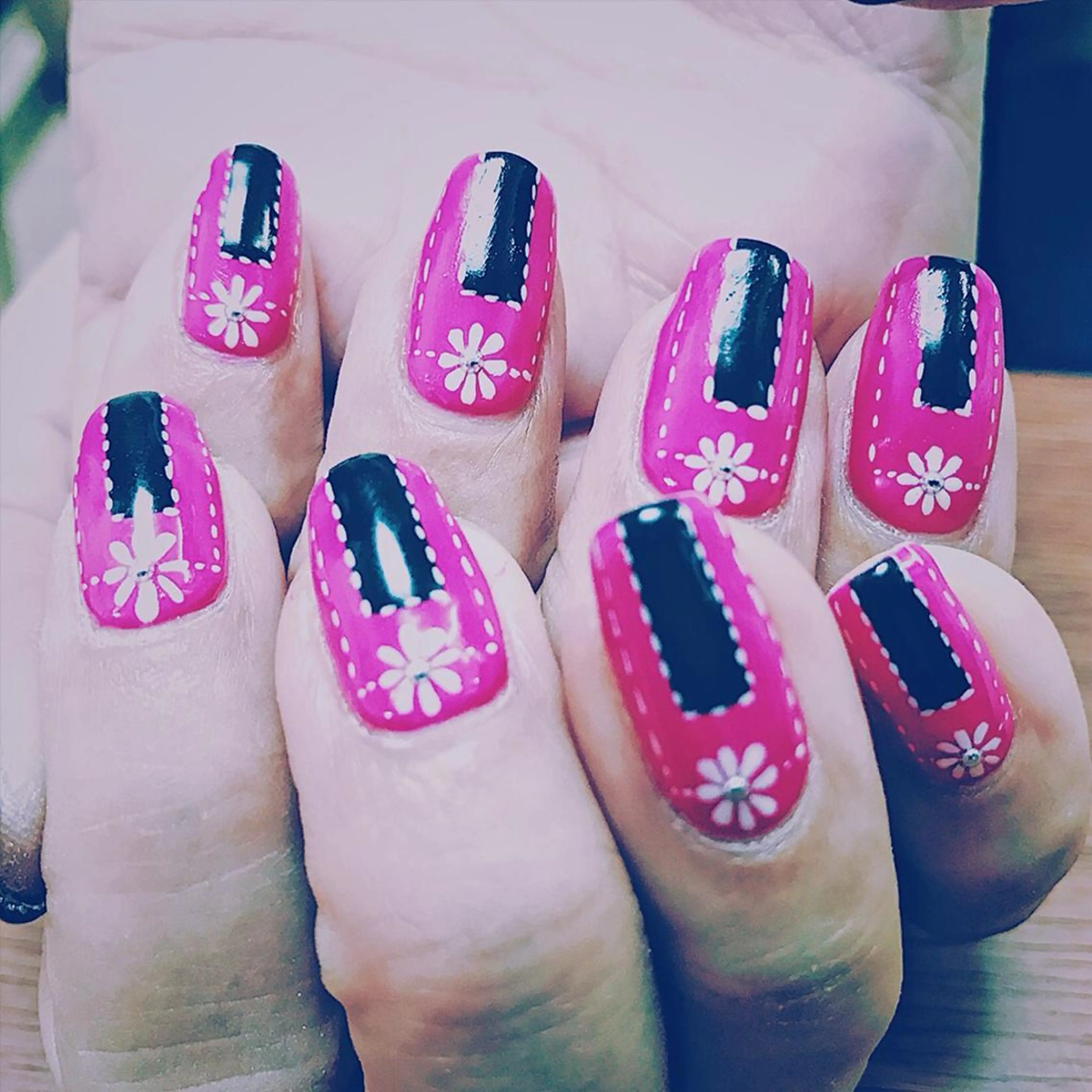 ロング ネイル 持ち込み nail&eye Aoのマツエク・マツパデザイン