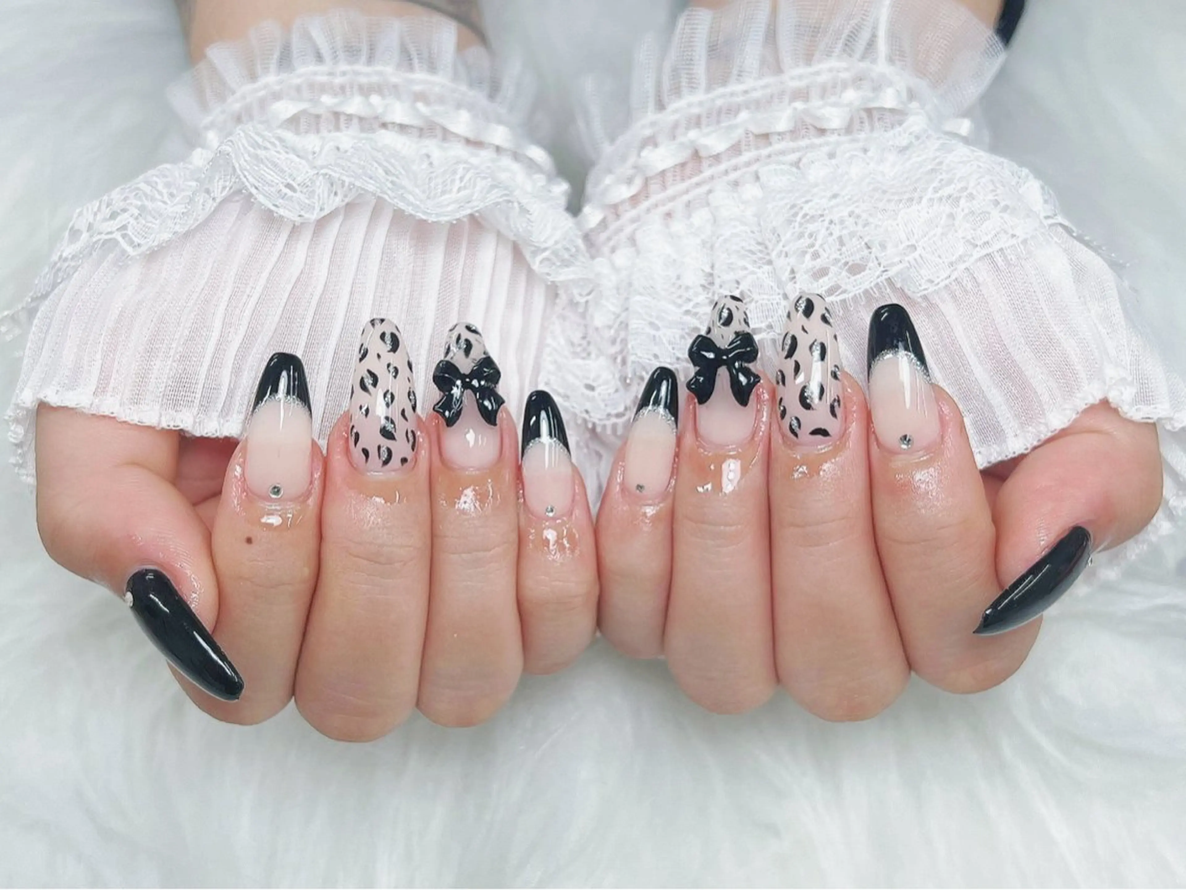 ネイル ハンドネイル ハンドケア Nova Nail Nambaのネイルデザイン