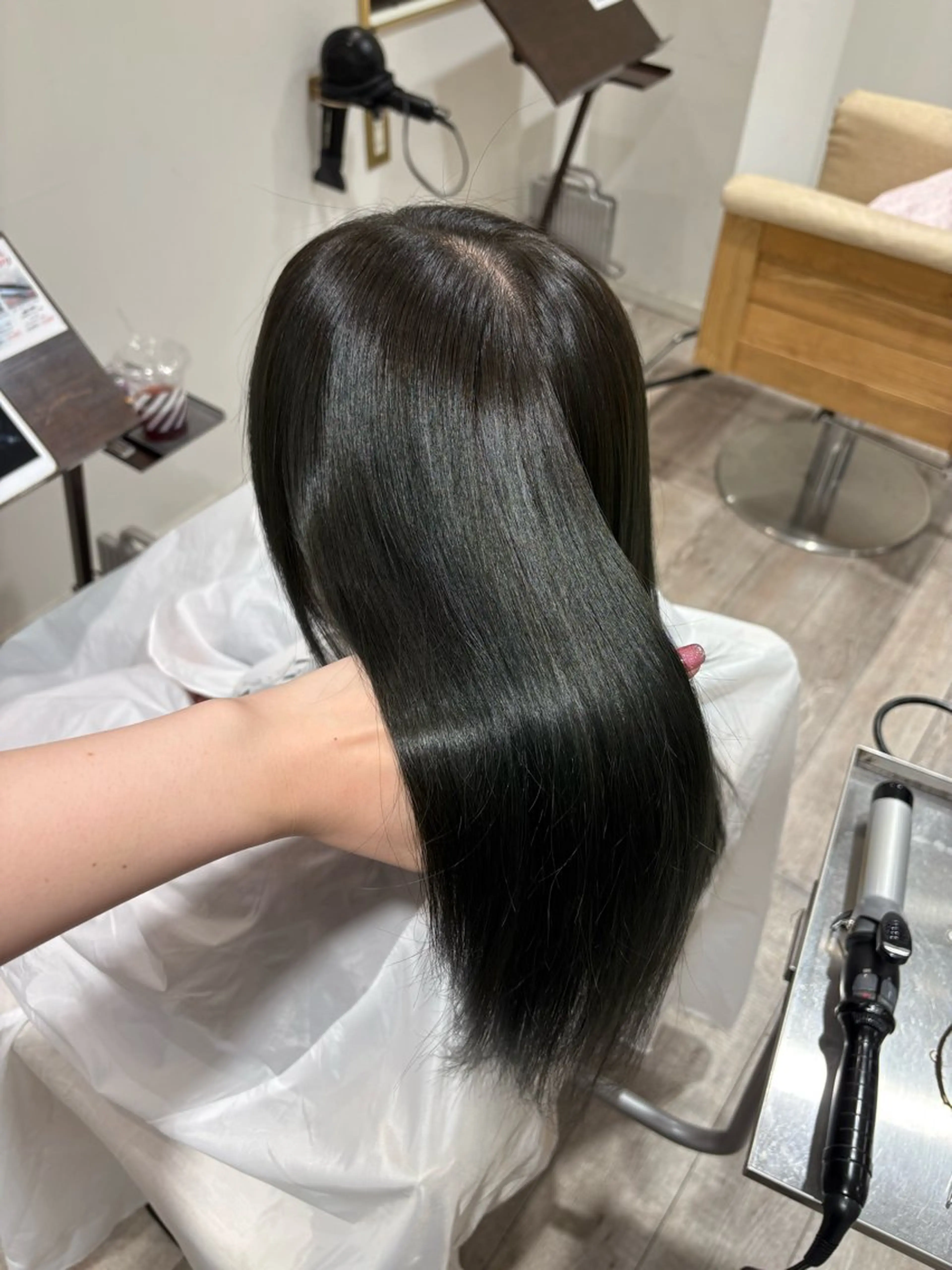 カラー ブリーチ カットモデル募集 𝙨𝙖𝙠𝙞💚のヘアスタイル