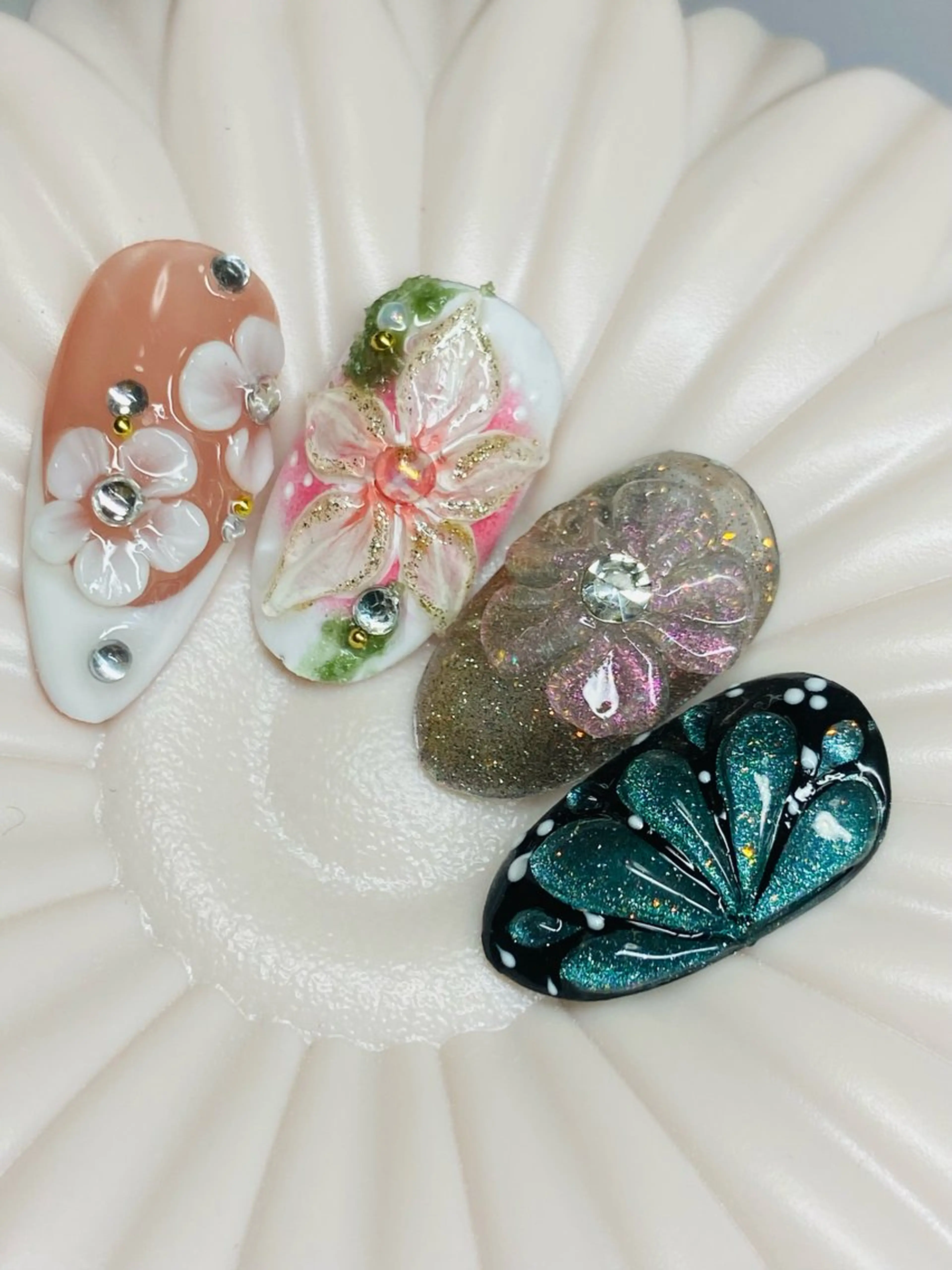 ネイル HandSnail自宅サロン所属・HandSnail 座間自宅ネイルサロンのネイルデザイン