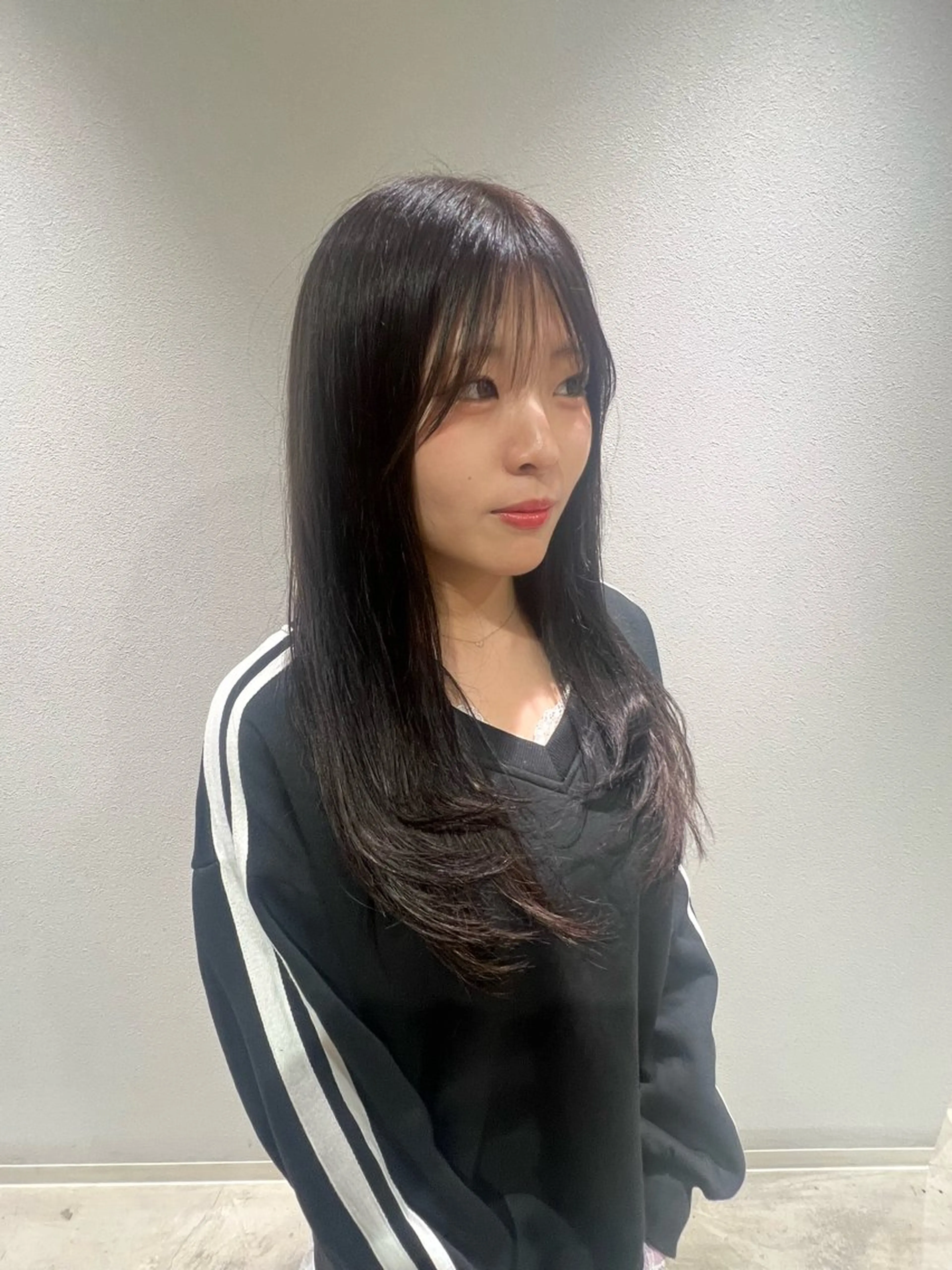 ロング 空 龍之介　カラー 特化/髪質改善/韓国のヘアスタイル