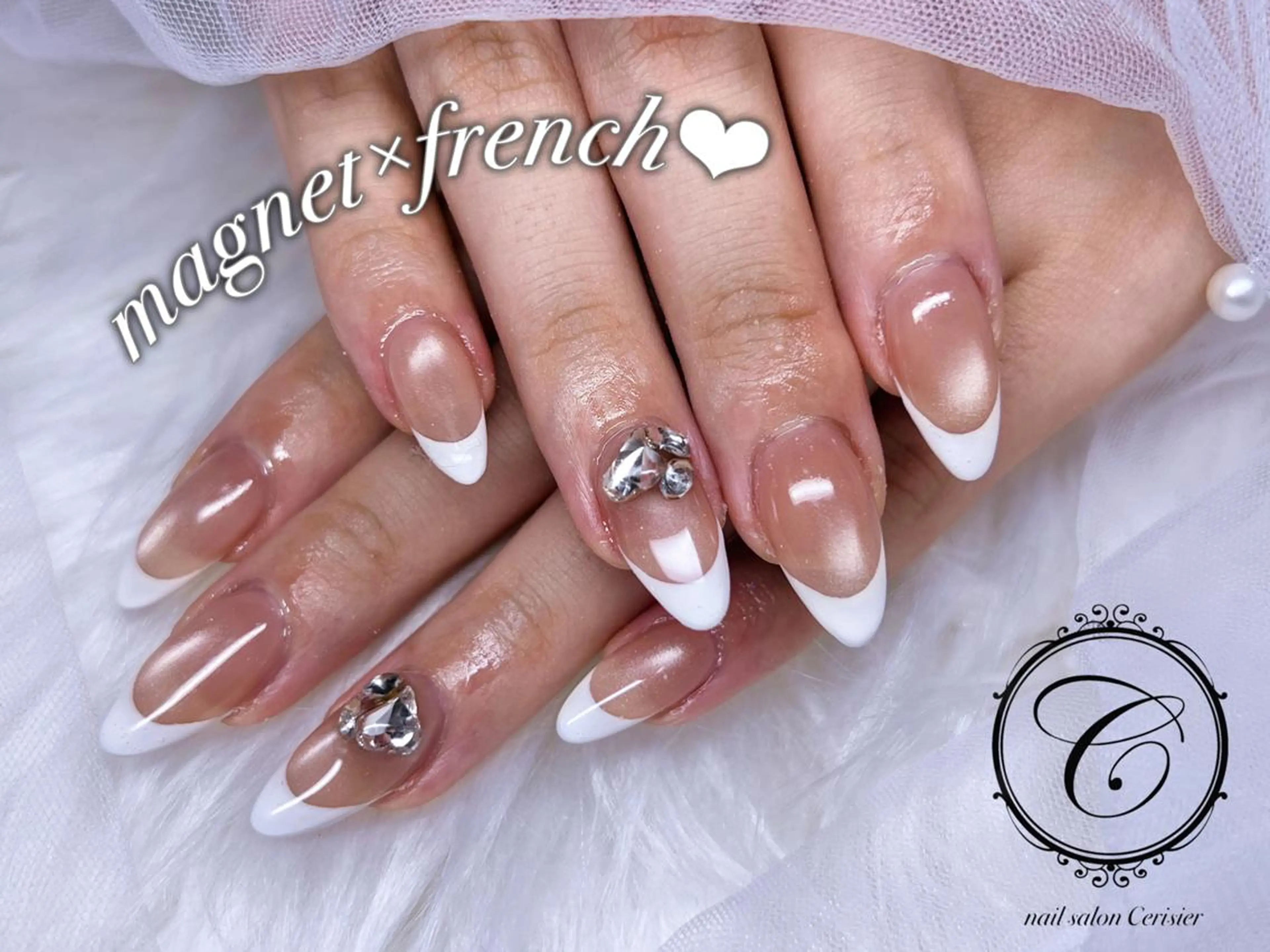 ネイル フレンチネイル ジェルネイル マグネットネイル パラジェル cerisier セリシールのネイルデザイン