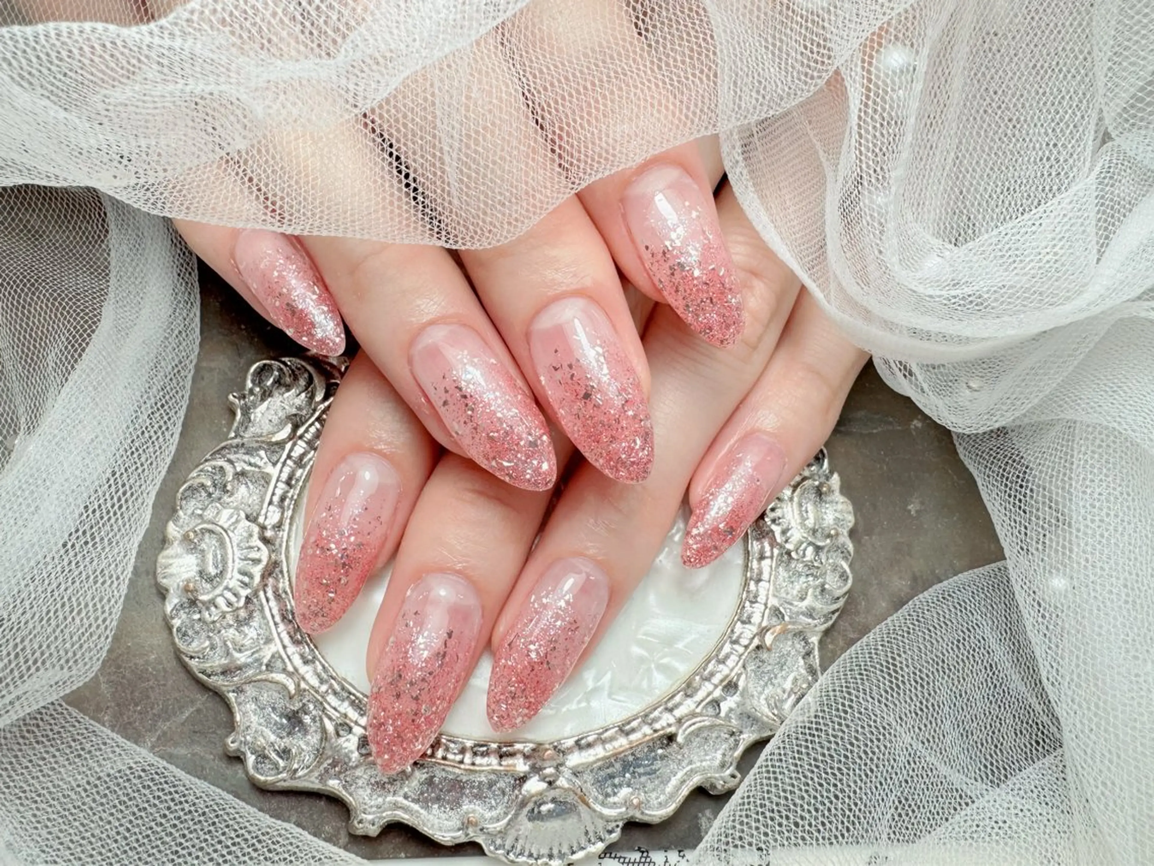 ネイル ハンドネイル マジックミラー所属・マジック ミラーのネイルデザイン