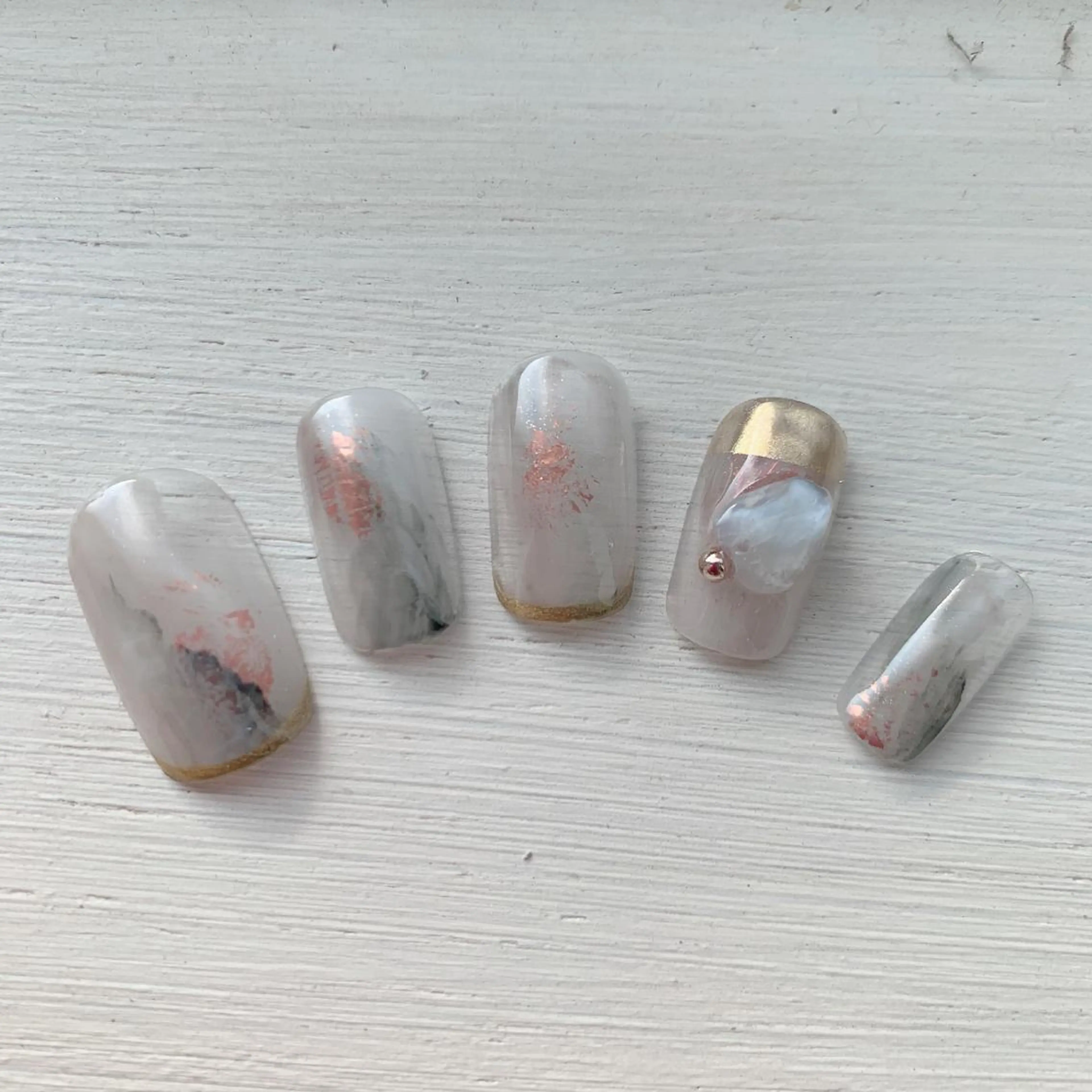 ネイル 春日井ネイルサロン iroのネイルデザイン