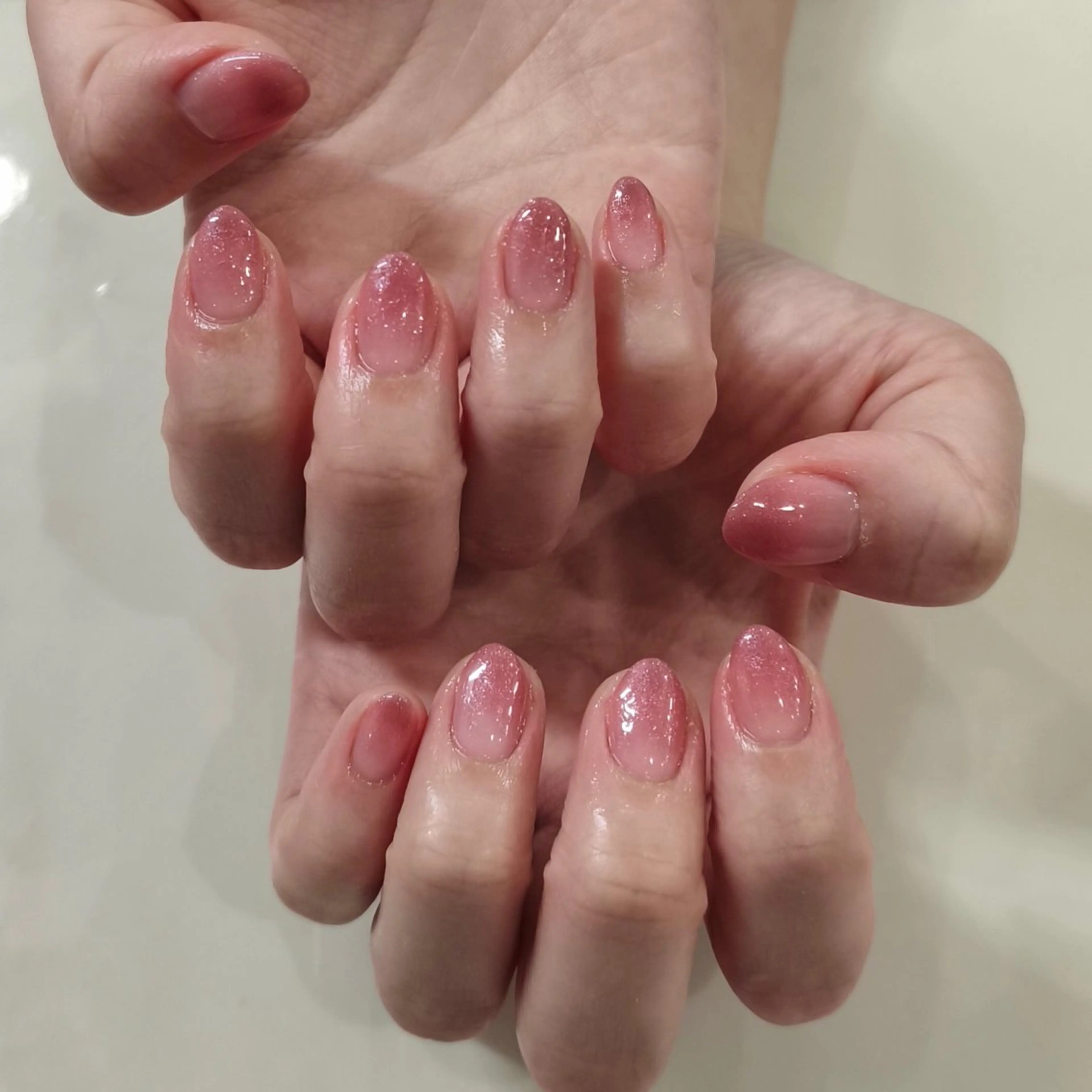 ネイル グラデーション ラメ(グリッター) ピンク ハンドネイル K. SATOのネイルデザイン
