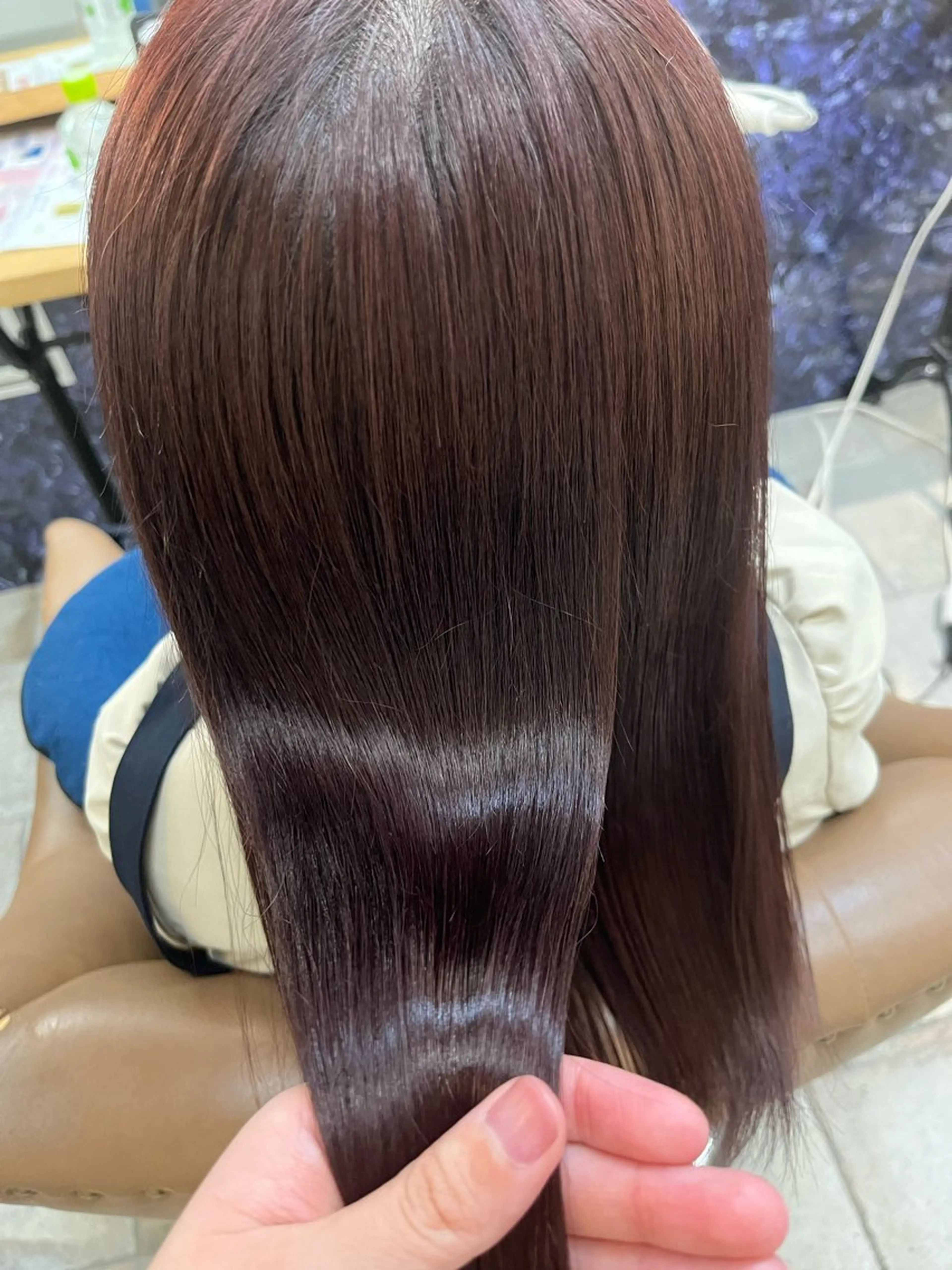 ロング カラー ブラウンカラー ラベンダーカラー カラー/アイリスト 麻優のヘアスタイル