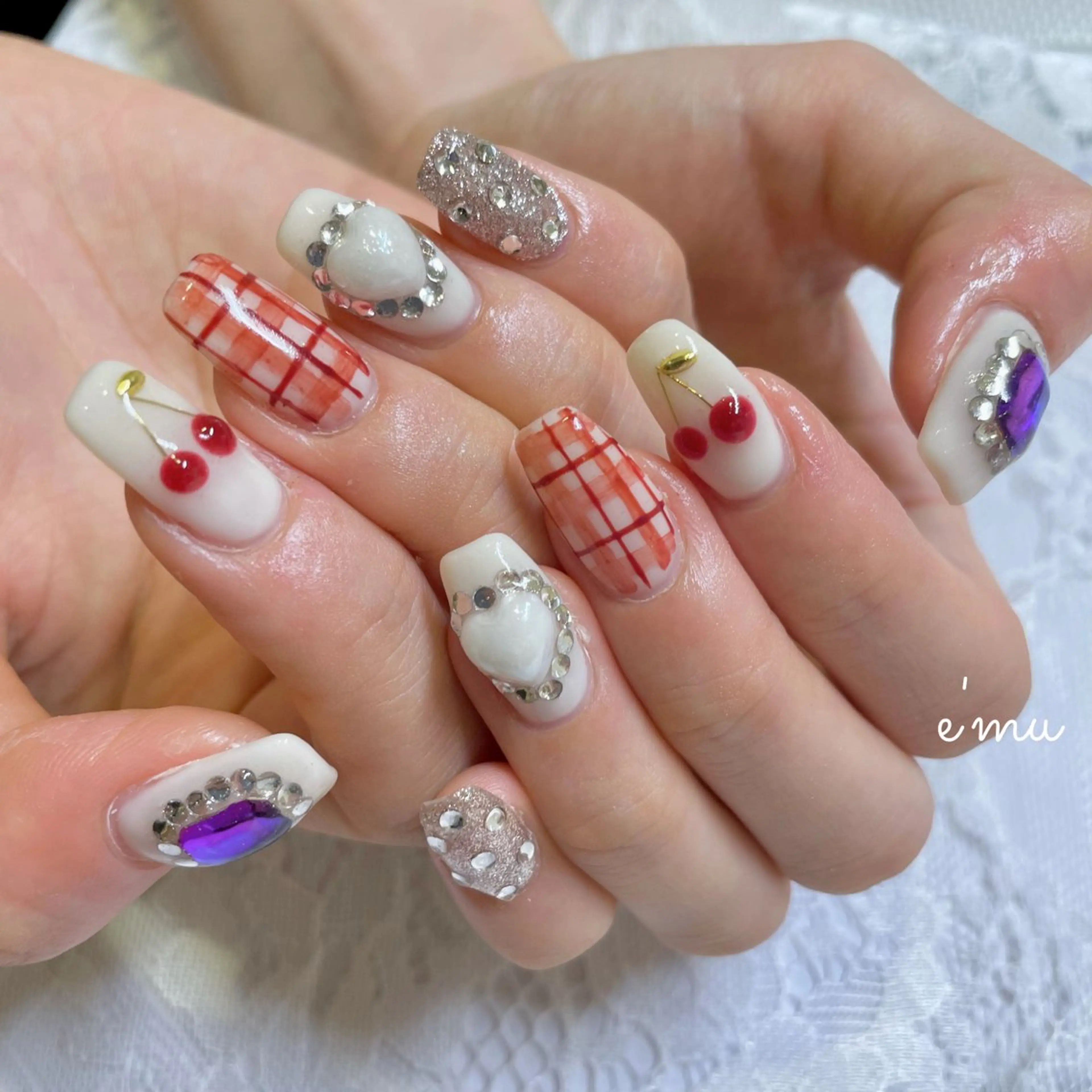 ネイル ハンドネイル nail salon e'mu💐のネイルデザイン