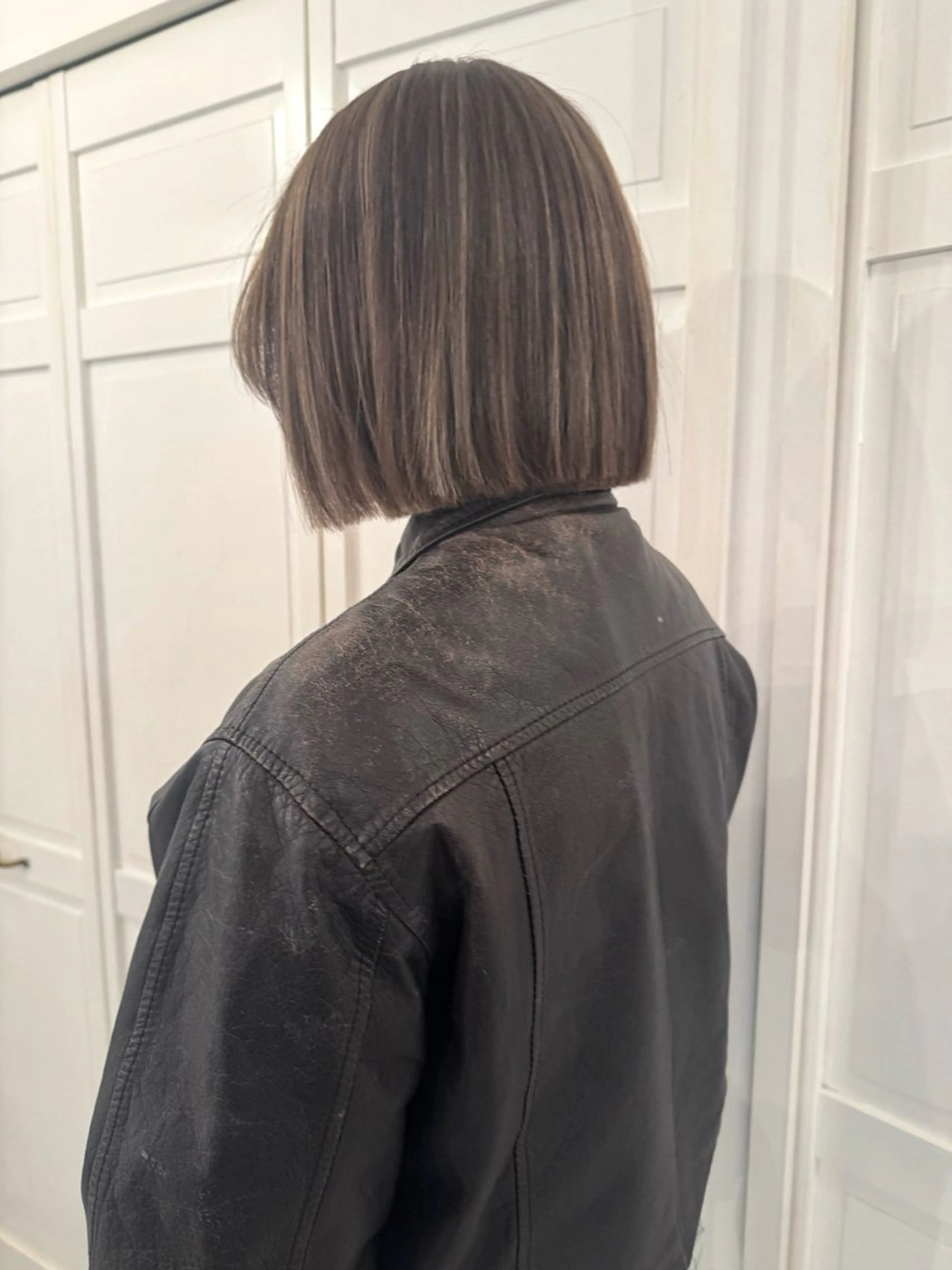 カラー ヘアカラー ブリーチカラー🎀 韓国風/寺門美優のヘアスタイル