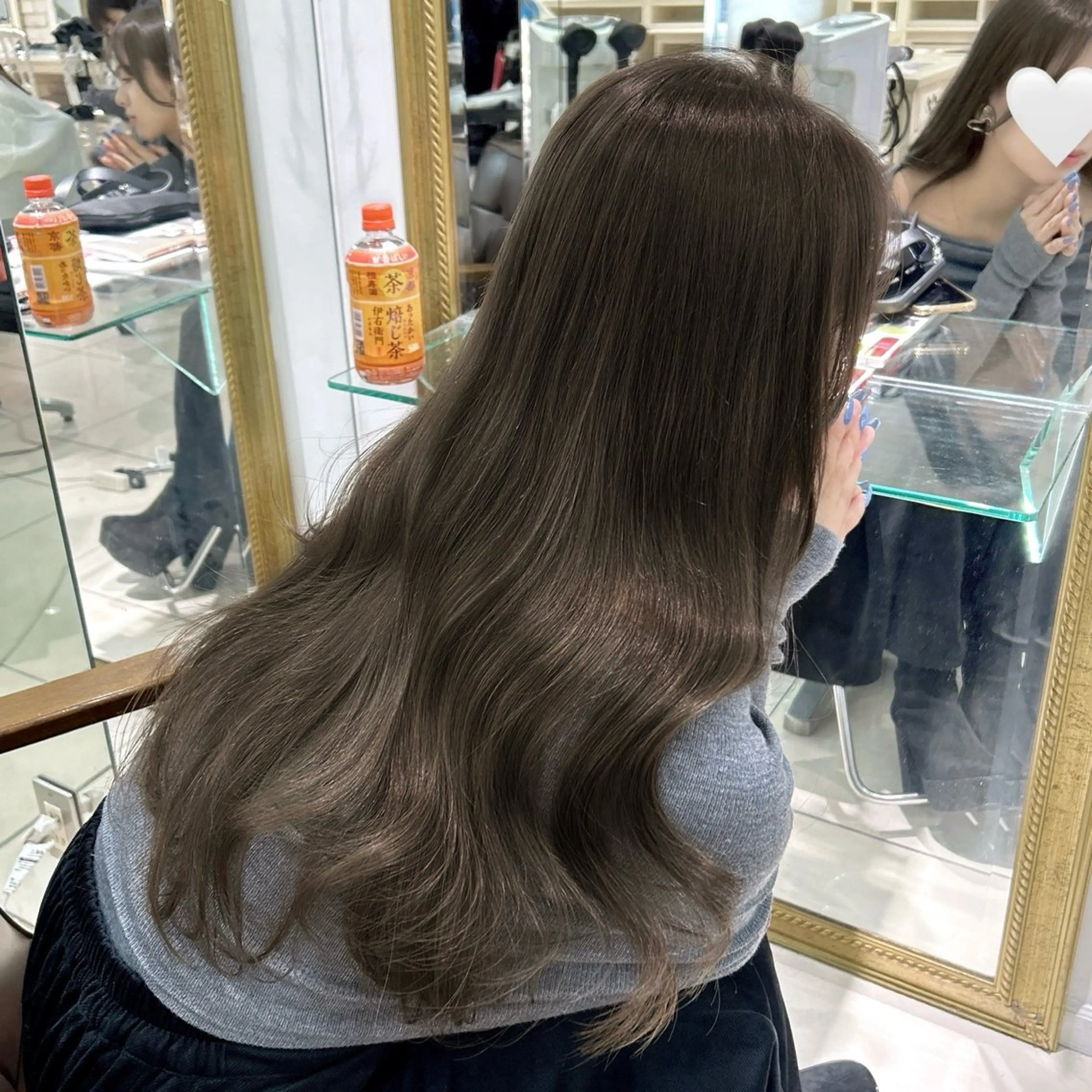 ロング カラー ヘアアレンジ ベージュカラー ブリーチ ブラウンカラー チョコレートブラウン 透明感カラー ヘアカラー 透明感カラー ai🫧🪞のヘアスタイル