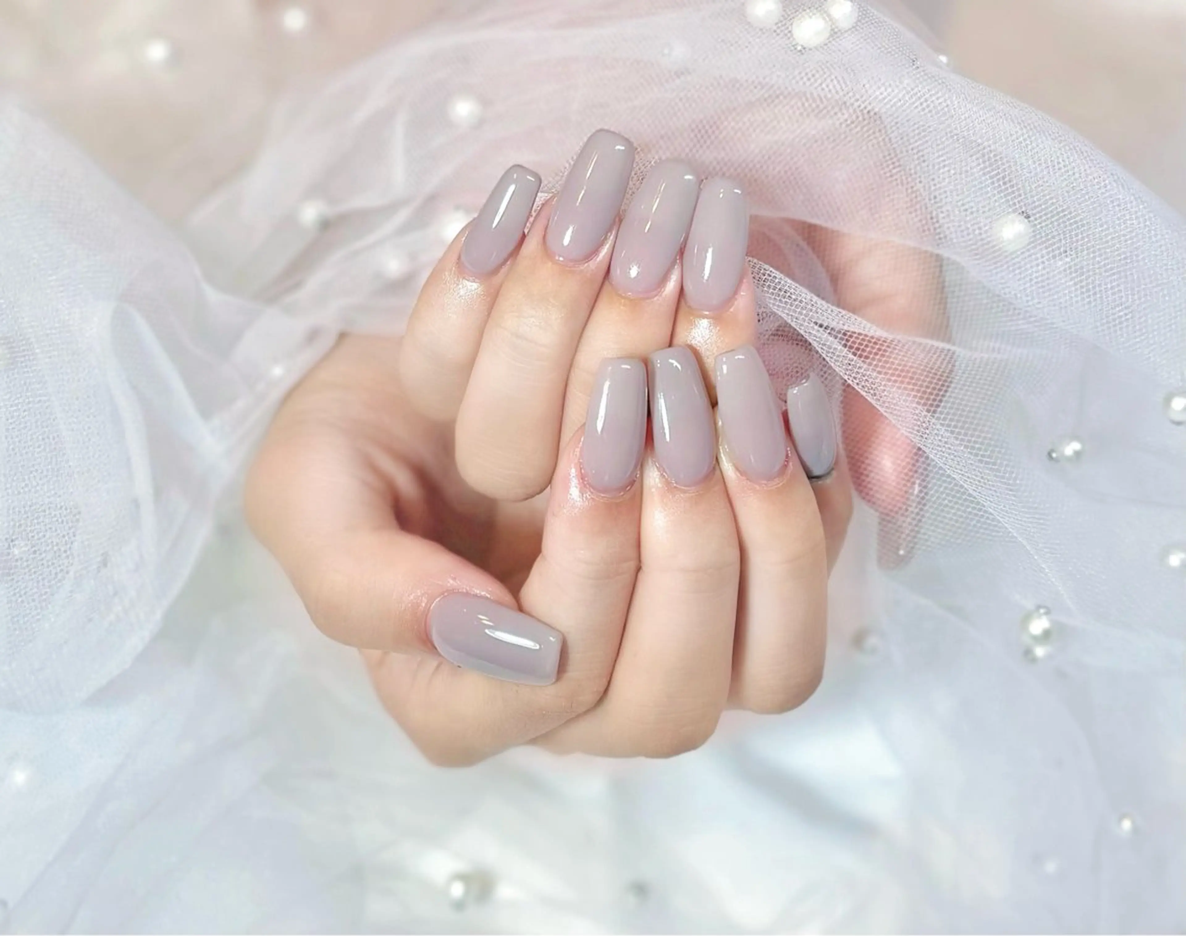 ネイル ロングネイル オフィスネイル ワンカラーネイル ネイルチップ Chat　noir所属・【chatnoir】 MIYUのネイルデザイン