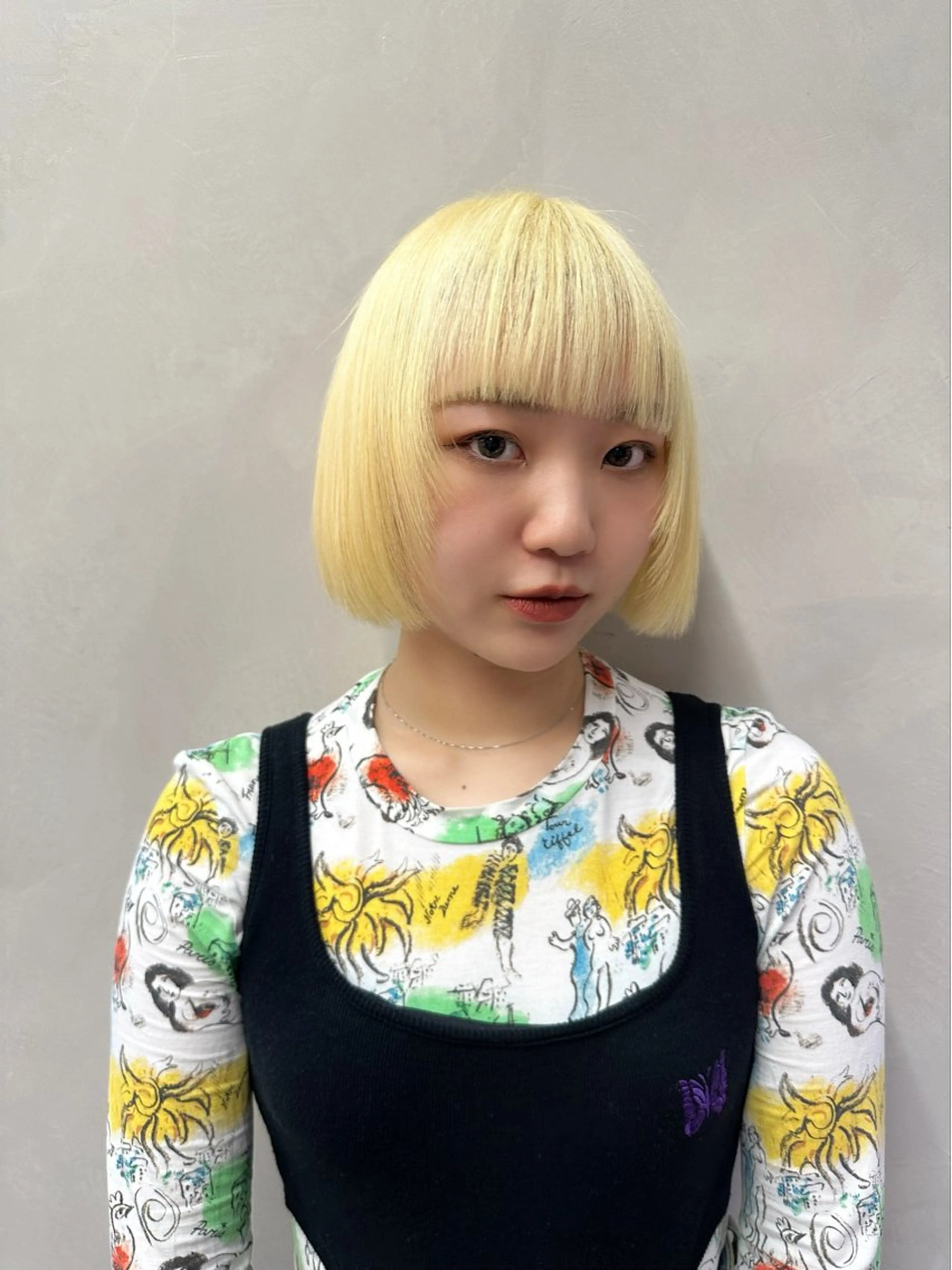 ショート カラー ブロンド イエローカラー SALOWIN  梅田茶屋町店所属・梅田/ベージュカラー /ブリーチカラーのヘアスタイル