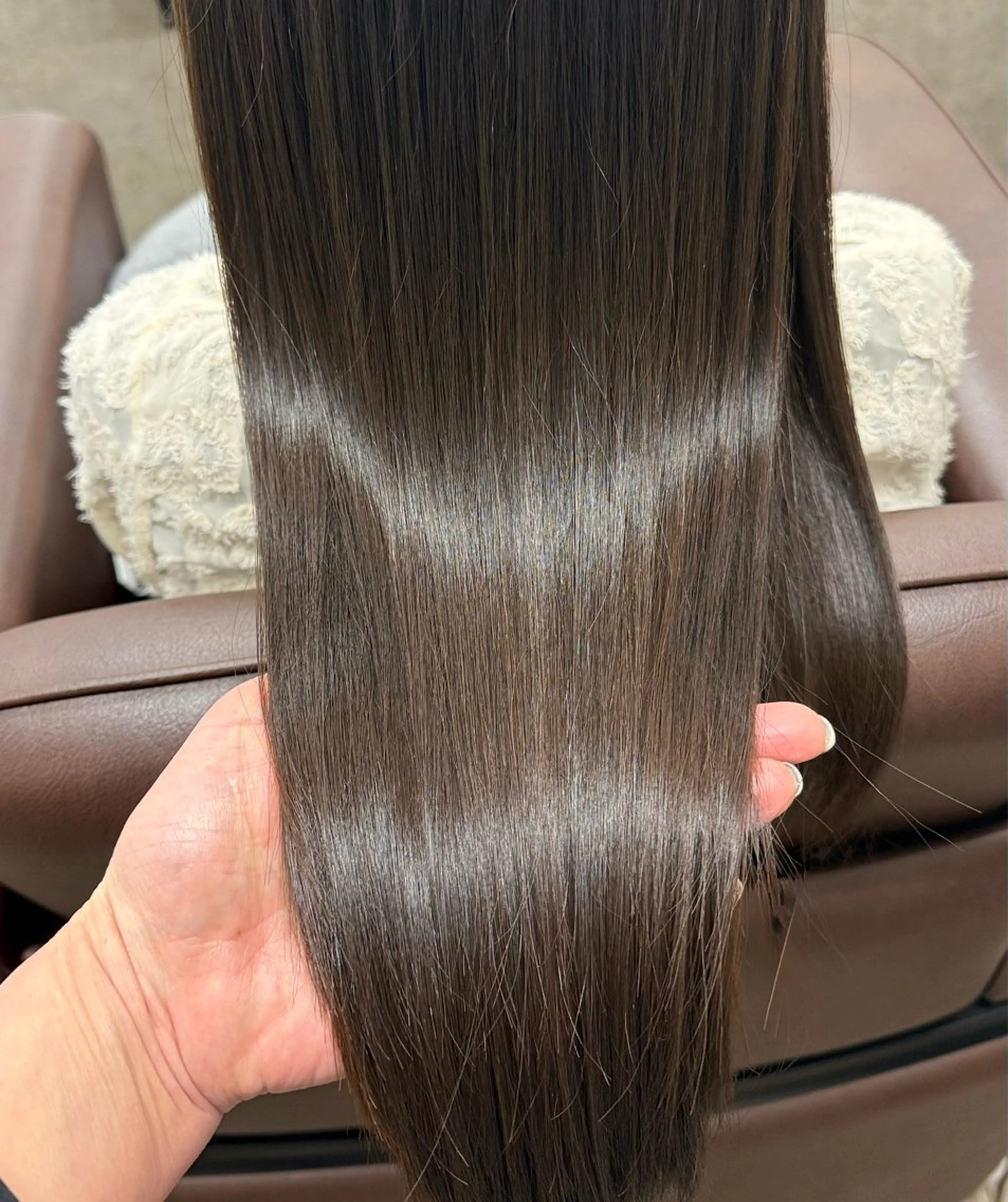 ロング カット トリートメント 半個室 サロン🪽新宿3丁目のヘアスタイル