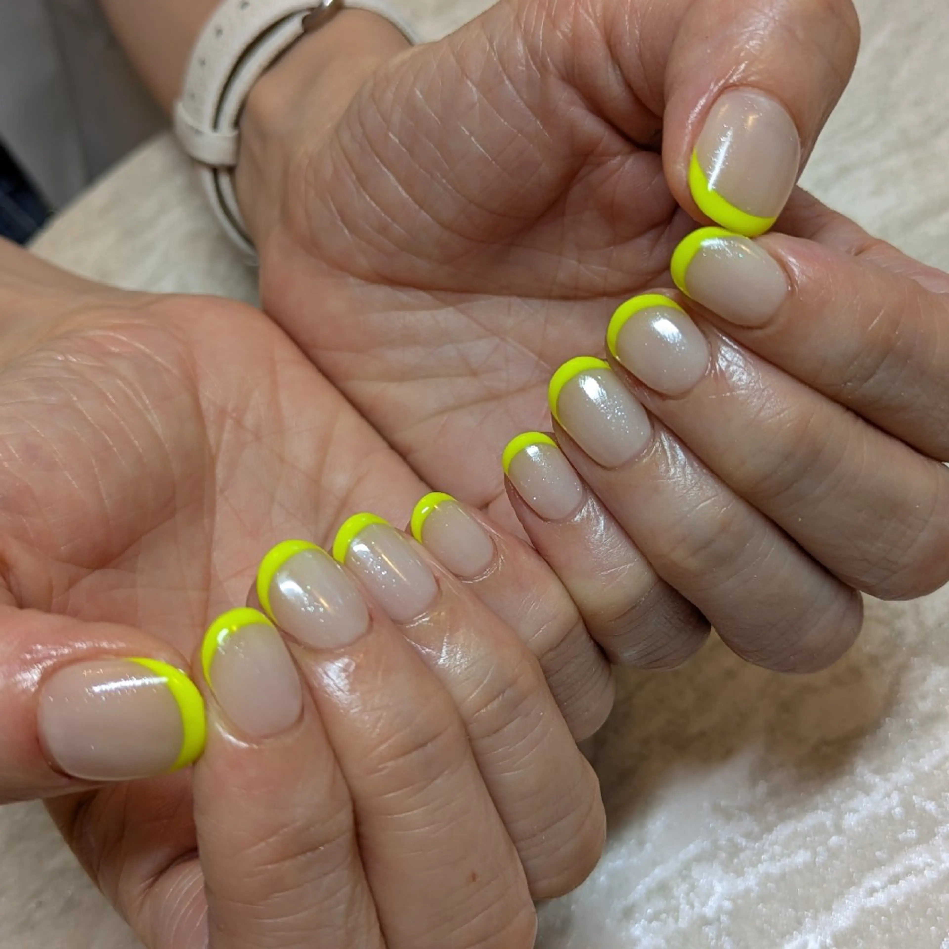 ネイル フレンチネイル ジェヌインネイル 河内のネイルデザイン