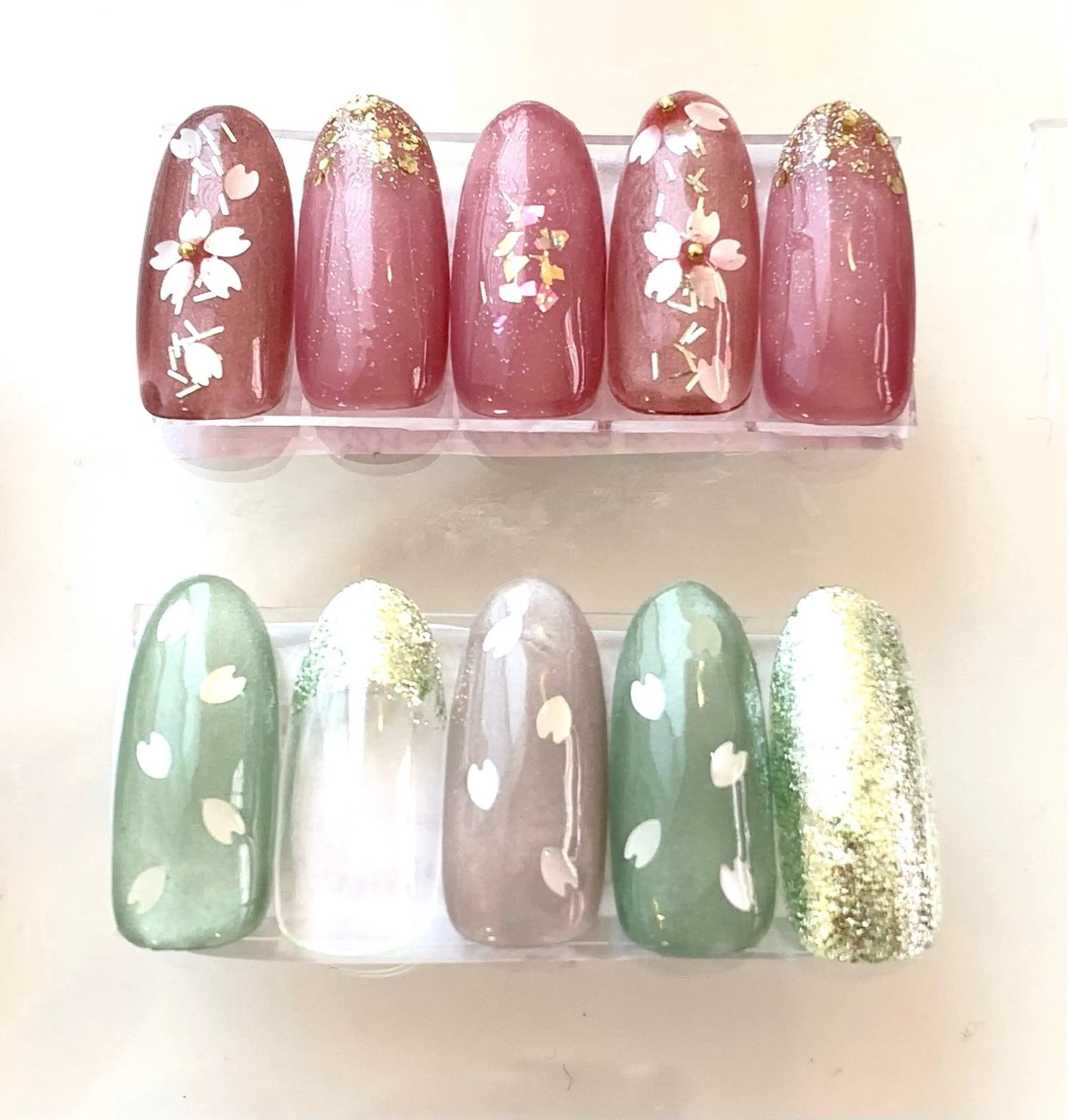 ネイル 桜ネイル ビューティーサロンたけ子所属・ビューティーサロン たけ子　内田のネイルデザイン