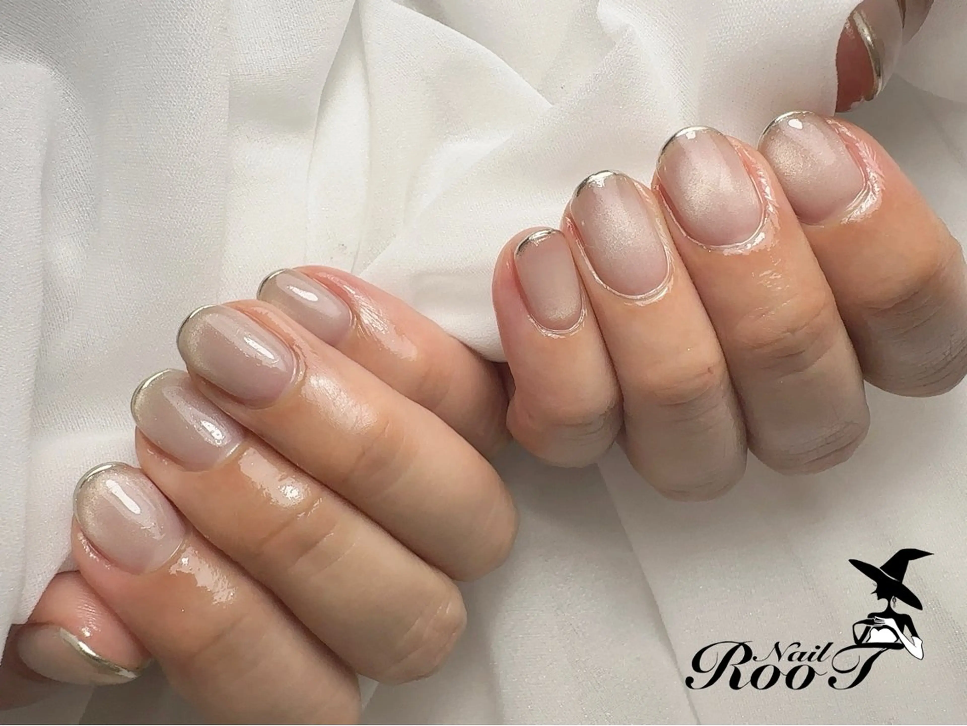 ネイル フレンチネイル マグネットネイル ミラーネイル ハンドネイル RooT Nailのネイルデザイン