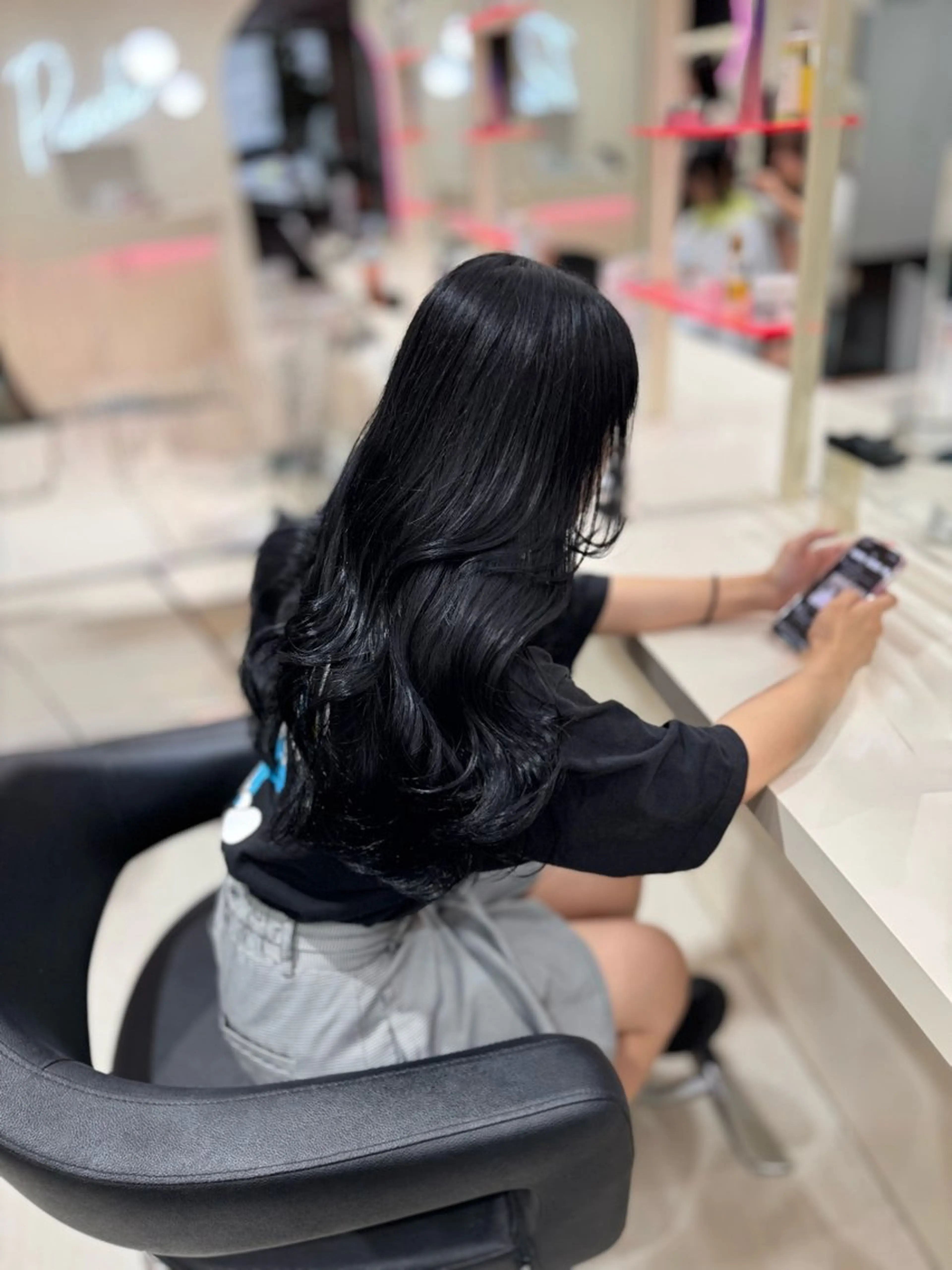 ロング 髪質改善 韓国風ヘア レイヤーカット 似合わせカット カット ヘアカラー トリートメント 韓国ヘア×髪質改善 齋藤晴のヘアスタイル