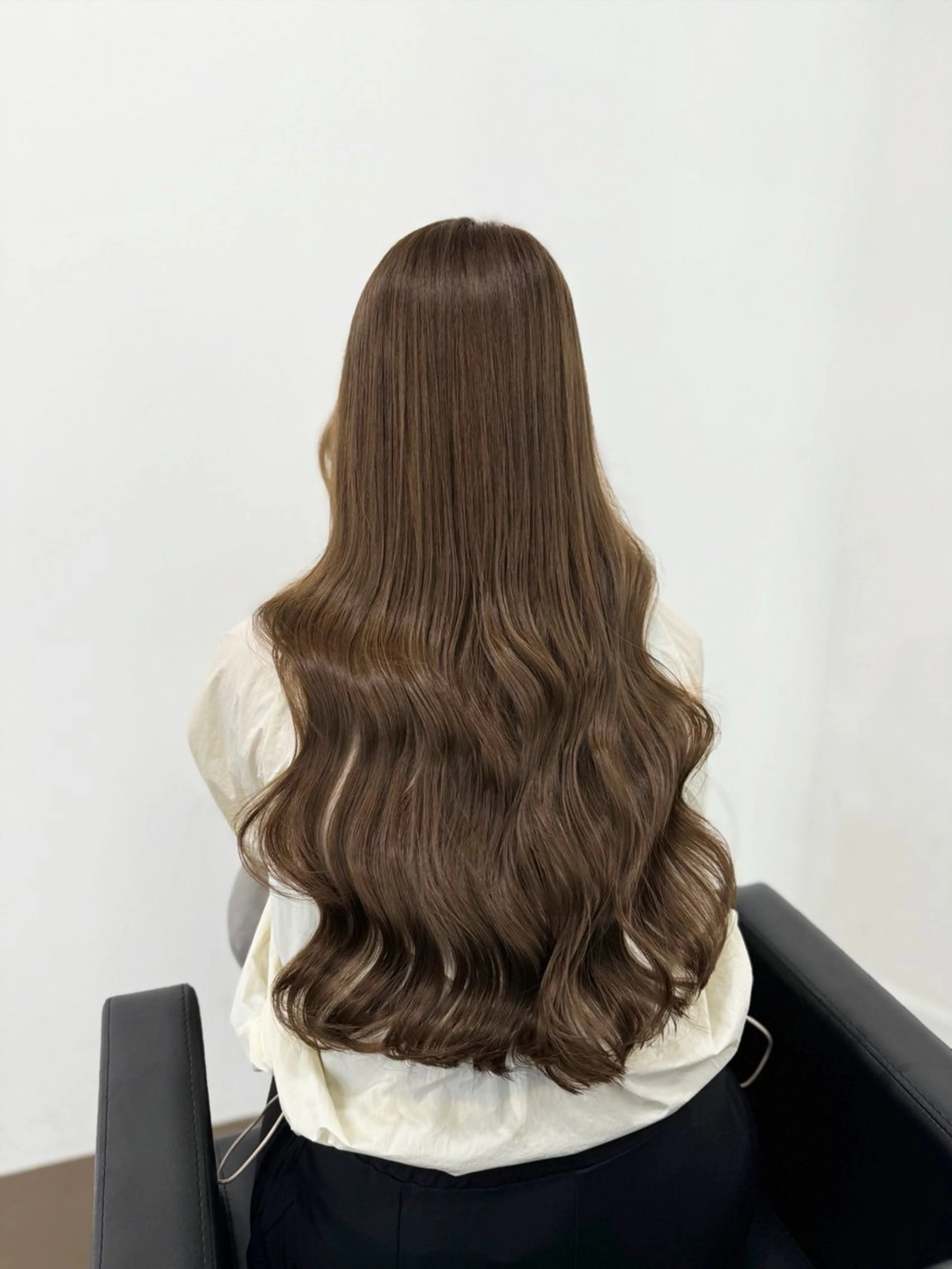 ロング ボブ くびれヘア 髪質改善 韓国風ヘア レイヤーカット 【ioe岡本】🐶 向井歩のヘアスタイル