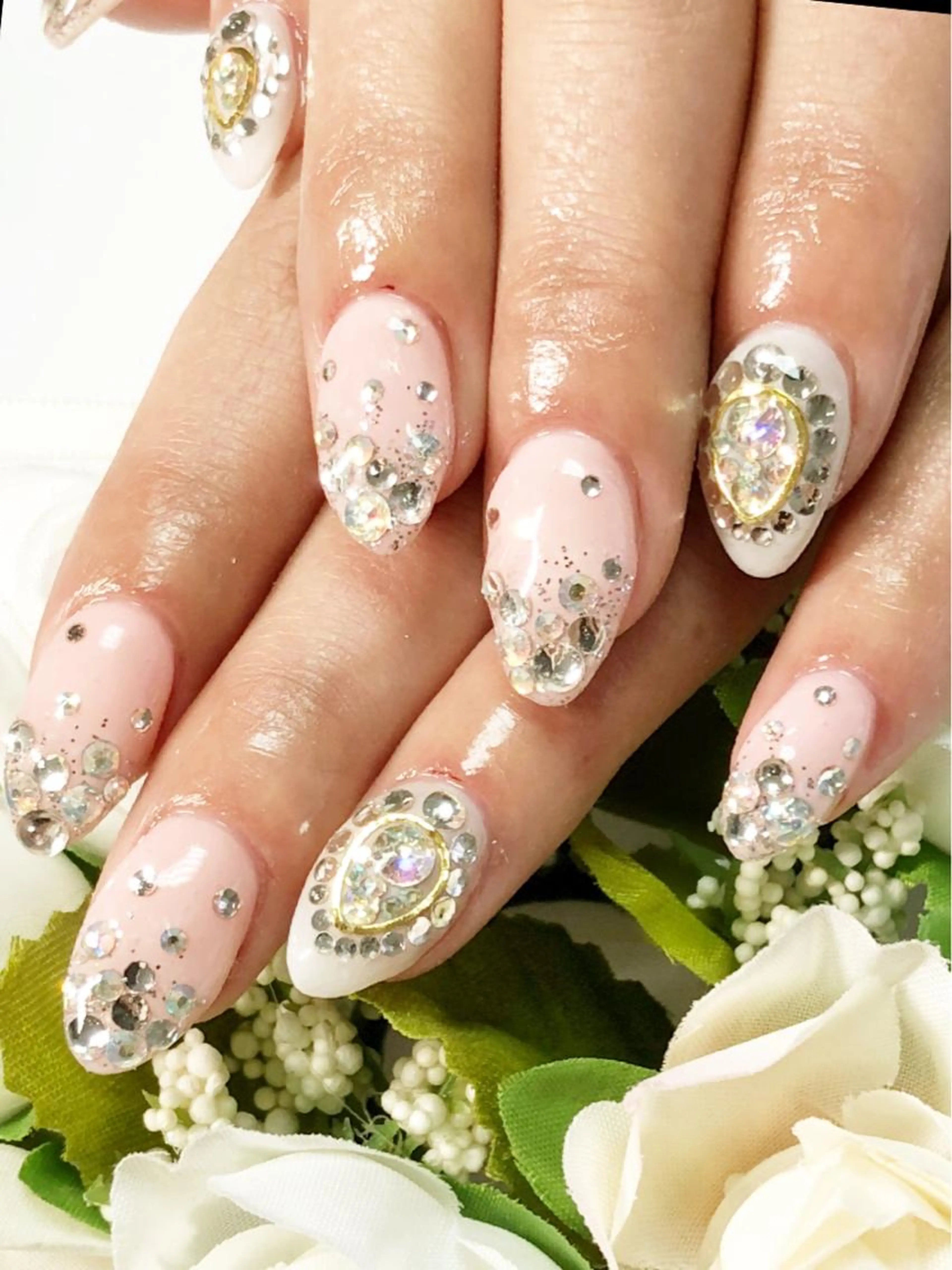 ハンドネイルやり放題〔オフありの写真