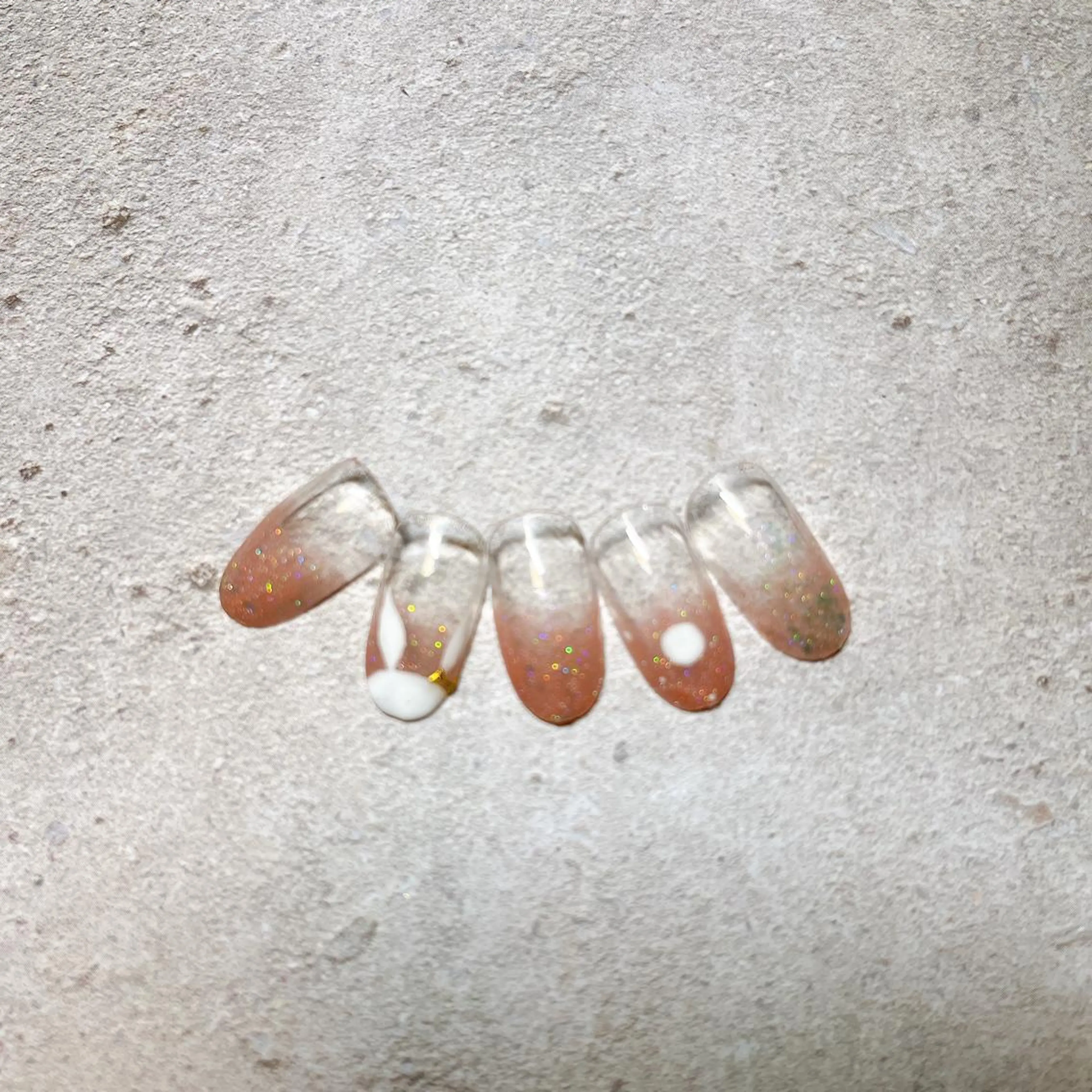 ネイル アートネイル ジェルネイル 氷ネイル・うるうるネイル キラキラネイル オフィスネイル ♾nail 恵美のマツエク・マツパデザイン