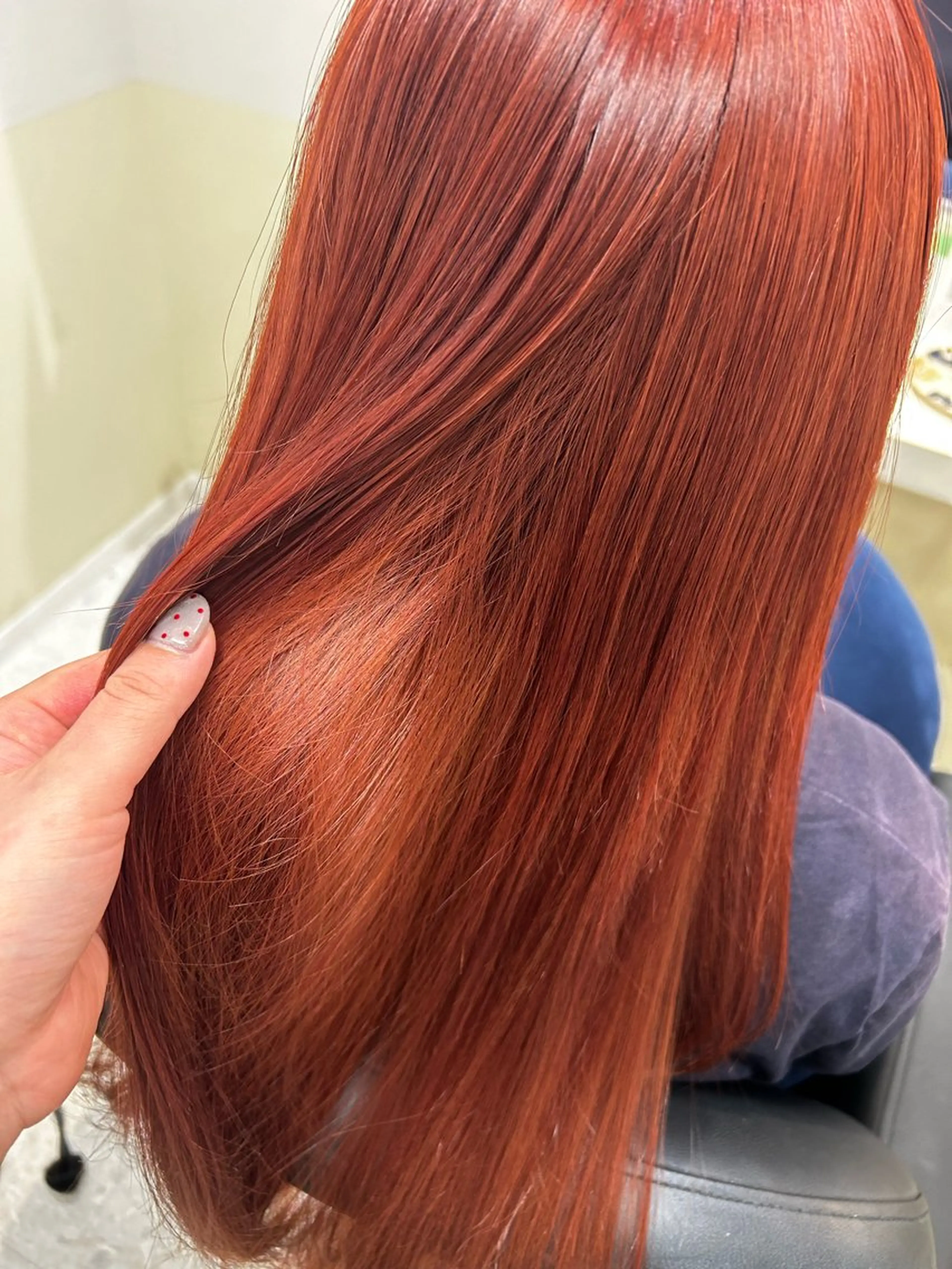 ロング カラー ブリーチ オレンジ カット ヘアカラー トリートメント 🩰ニシムラヒカリ 半個室salon♡*のヘアスタイル