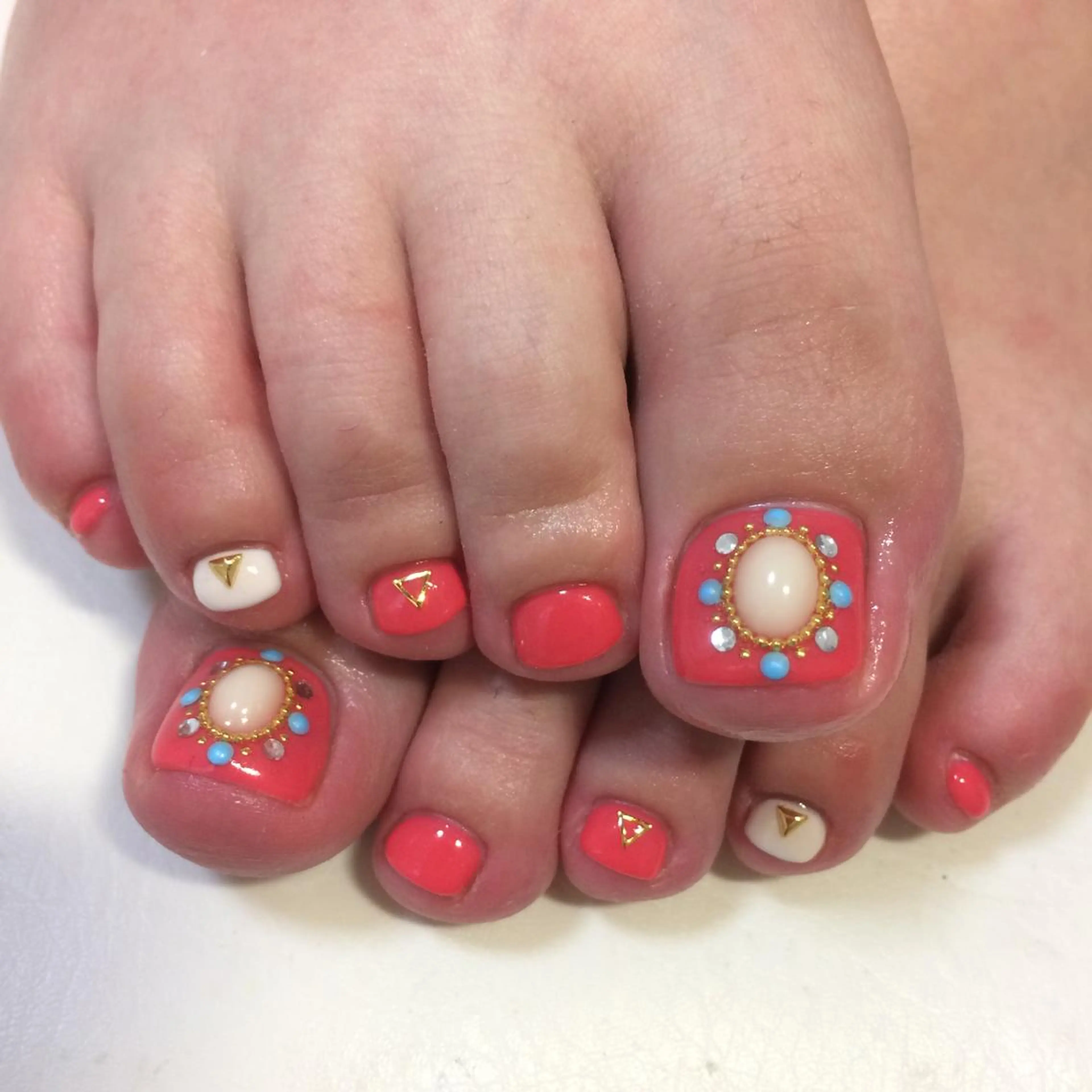 ネイル VIOLUS所属・VIOLUS 関目のネイルデザイン