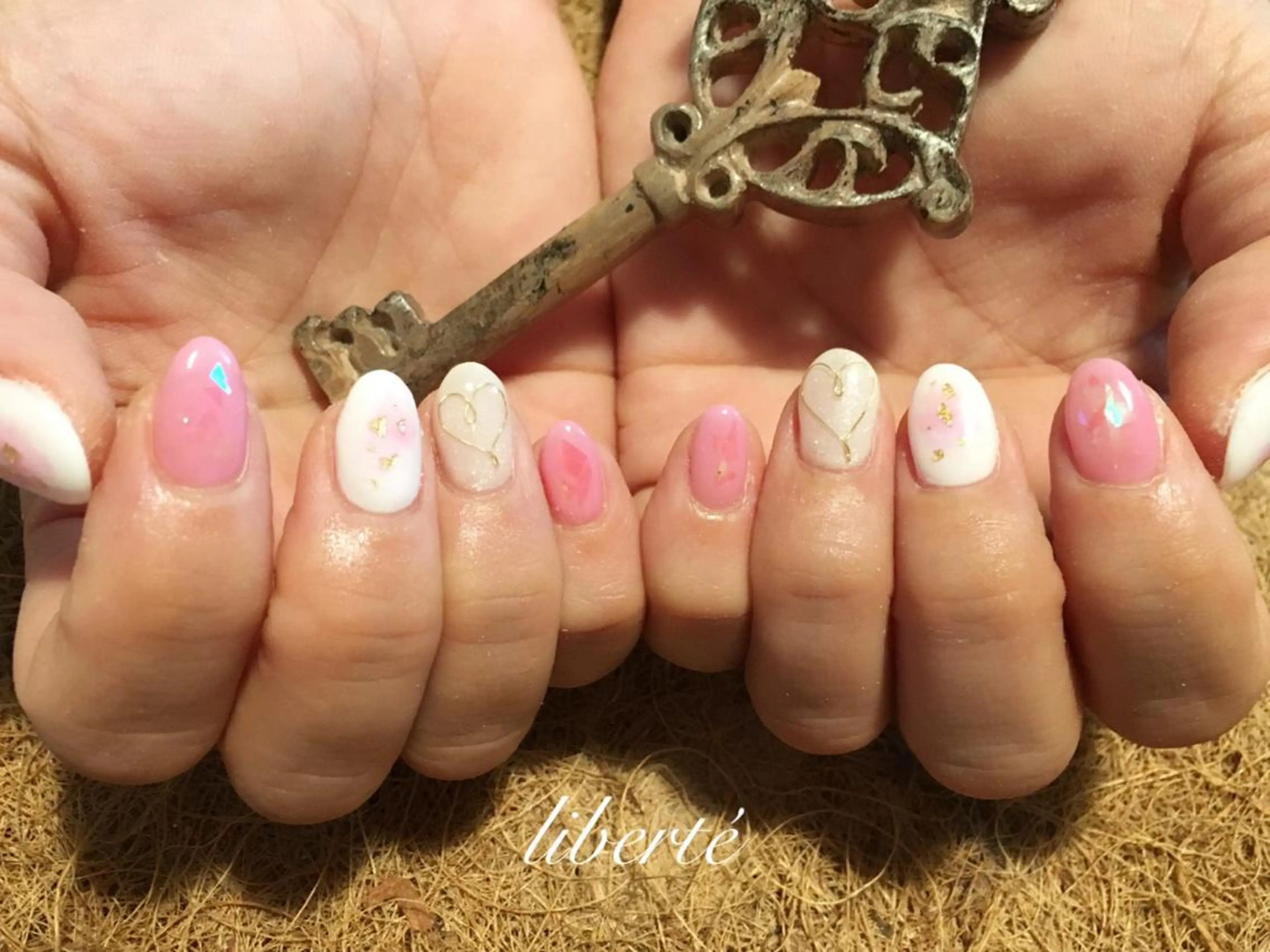 ネイル liberté (リベルテ)のネイルデザイン