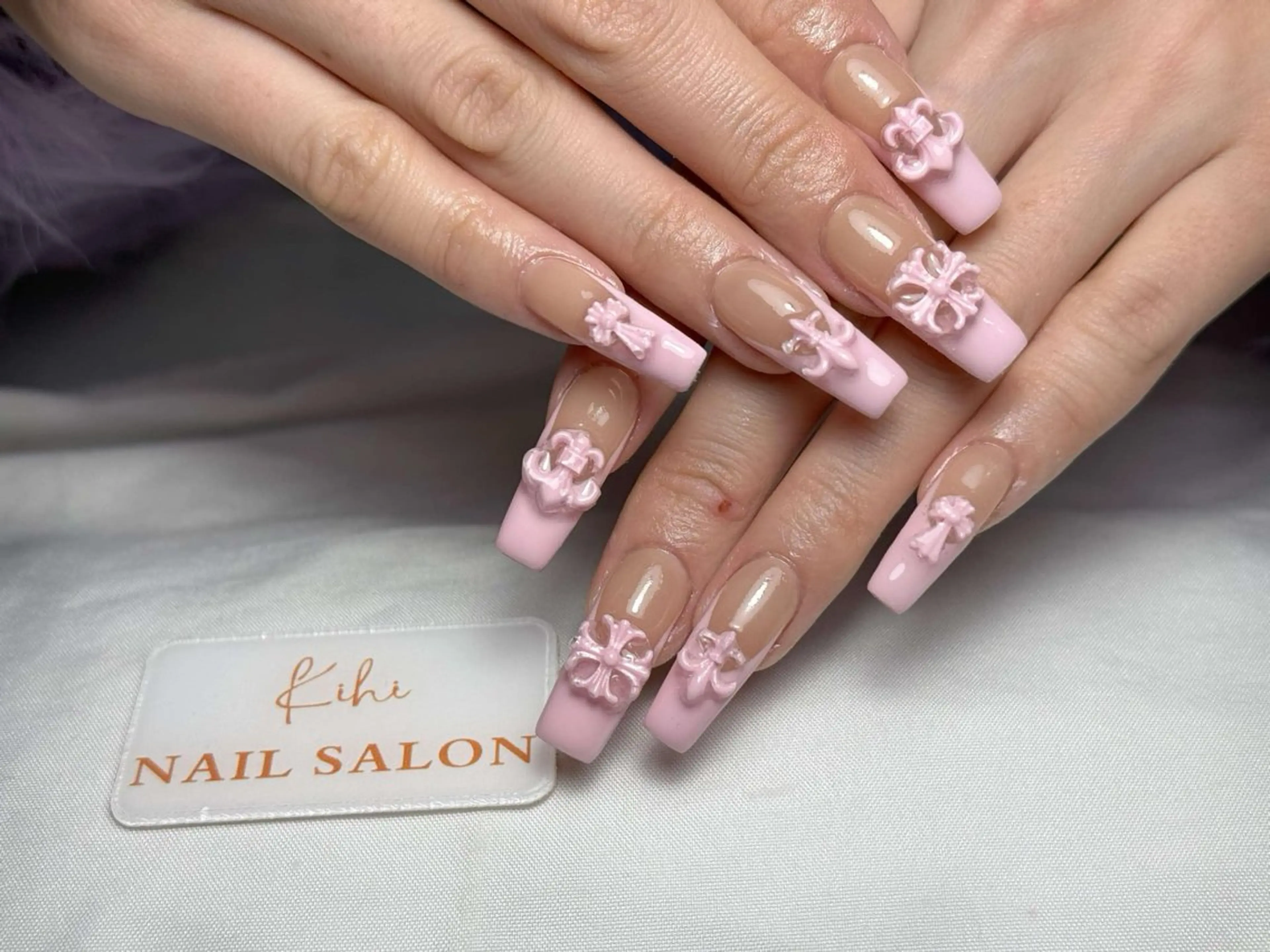 ネイル アートネイル フレンチネイル ジェルネイル グラデーション 韓国ネイル ハンドネイル 💕鈴木ユリ パラジェル/オフ無料のネイルデザイン