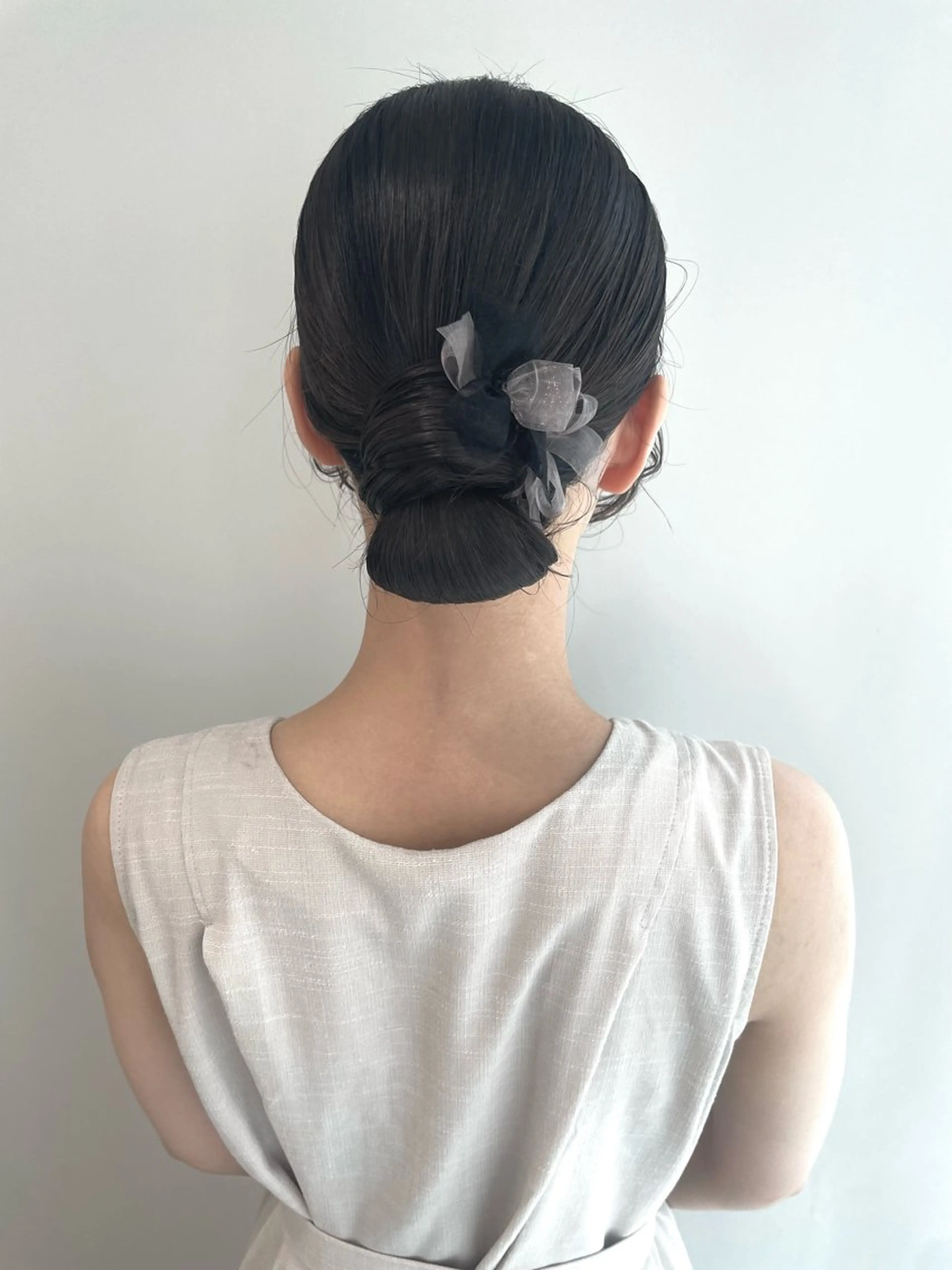 ロング ヘアアレンジ ロング 青沼夏未/オリーブ/ 寒色カラーのヘアスタイル