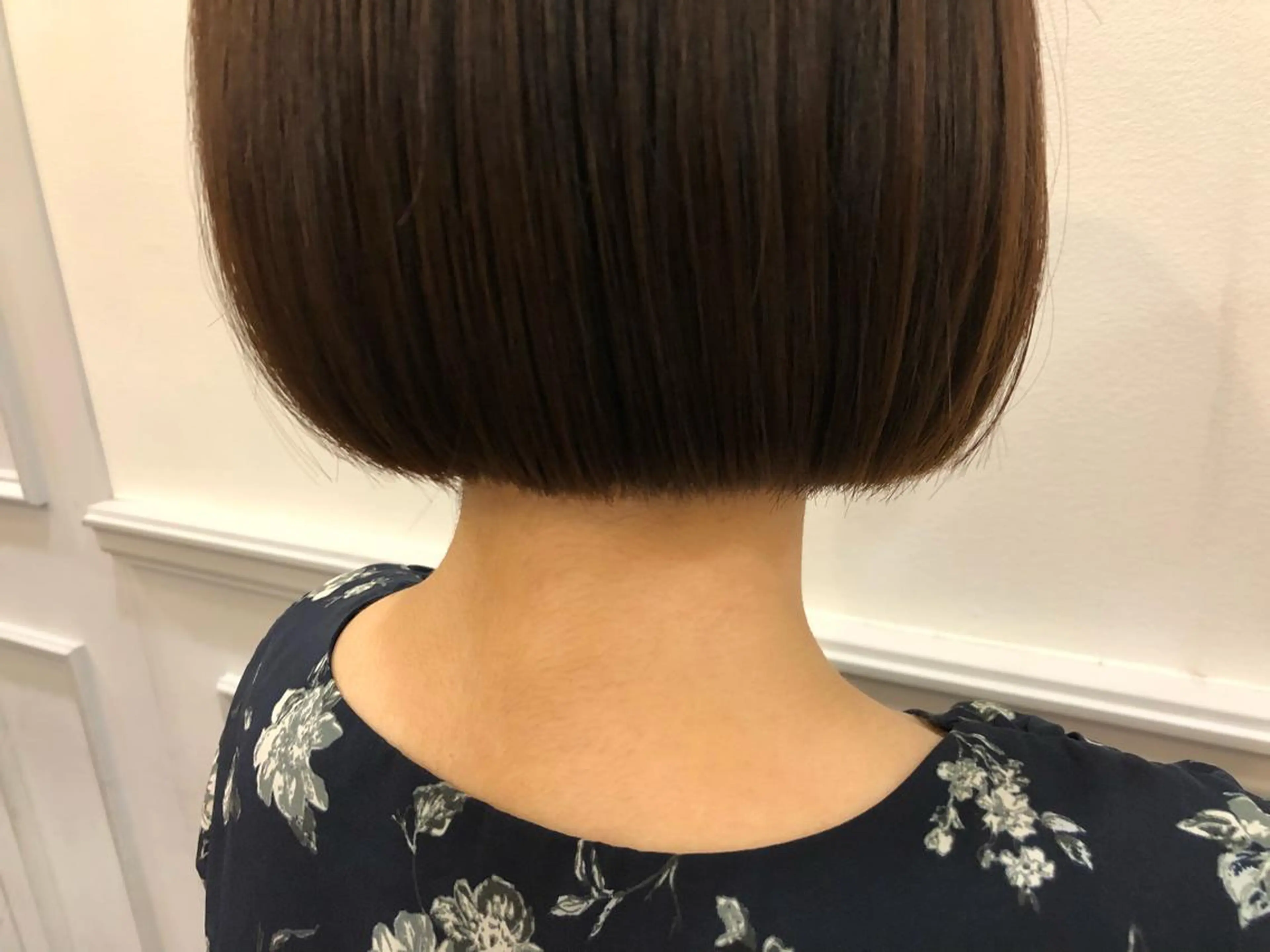 ショート ボブ カット ひろせ かなのヘアスタイル