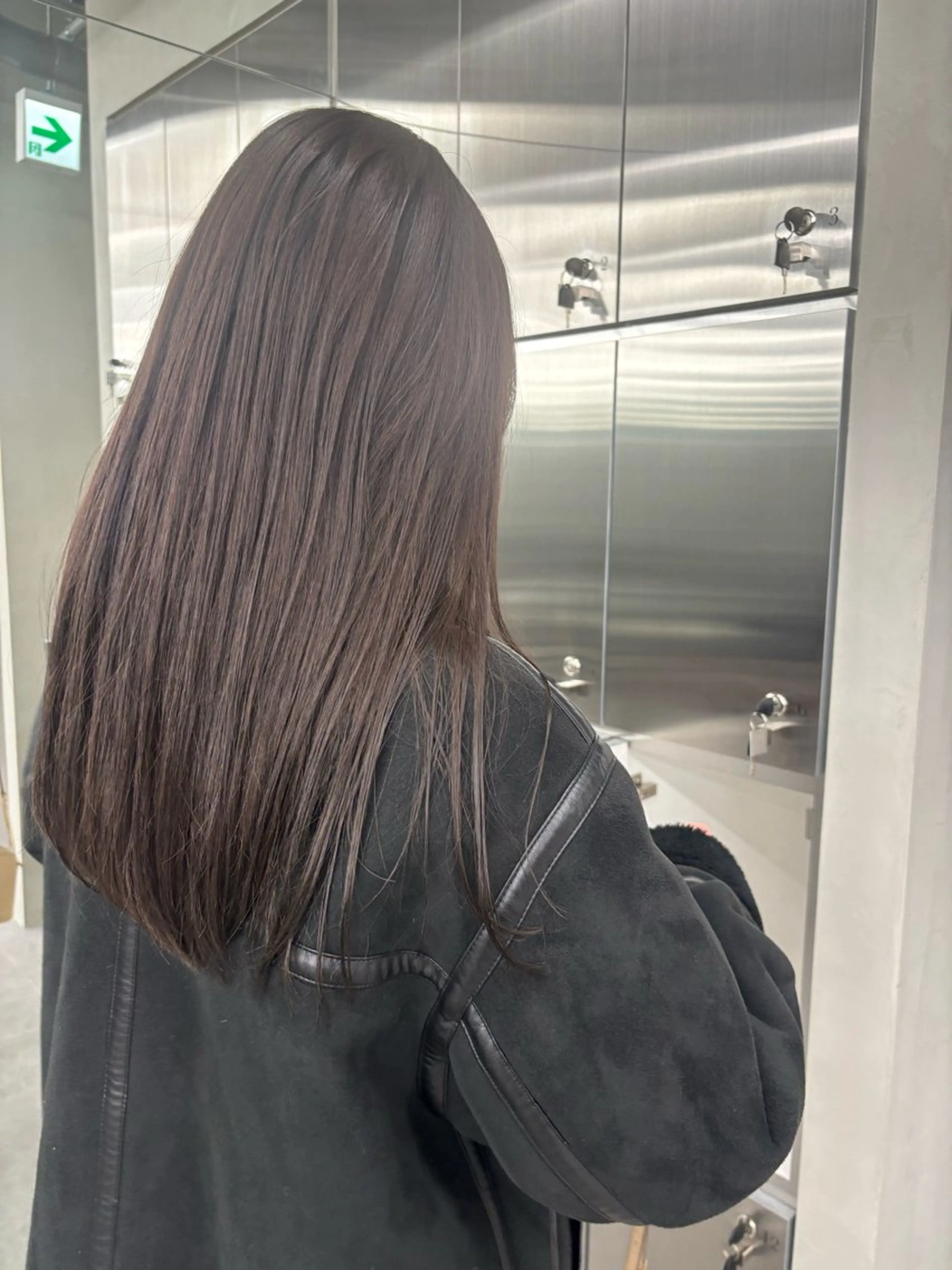 ロング ナンバーナイン所属・佐藤 莉子のヘアスタイル