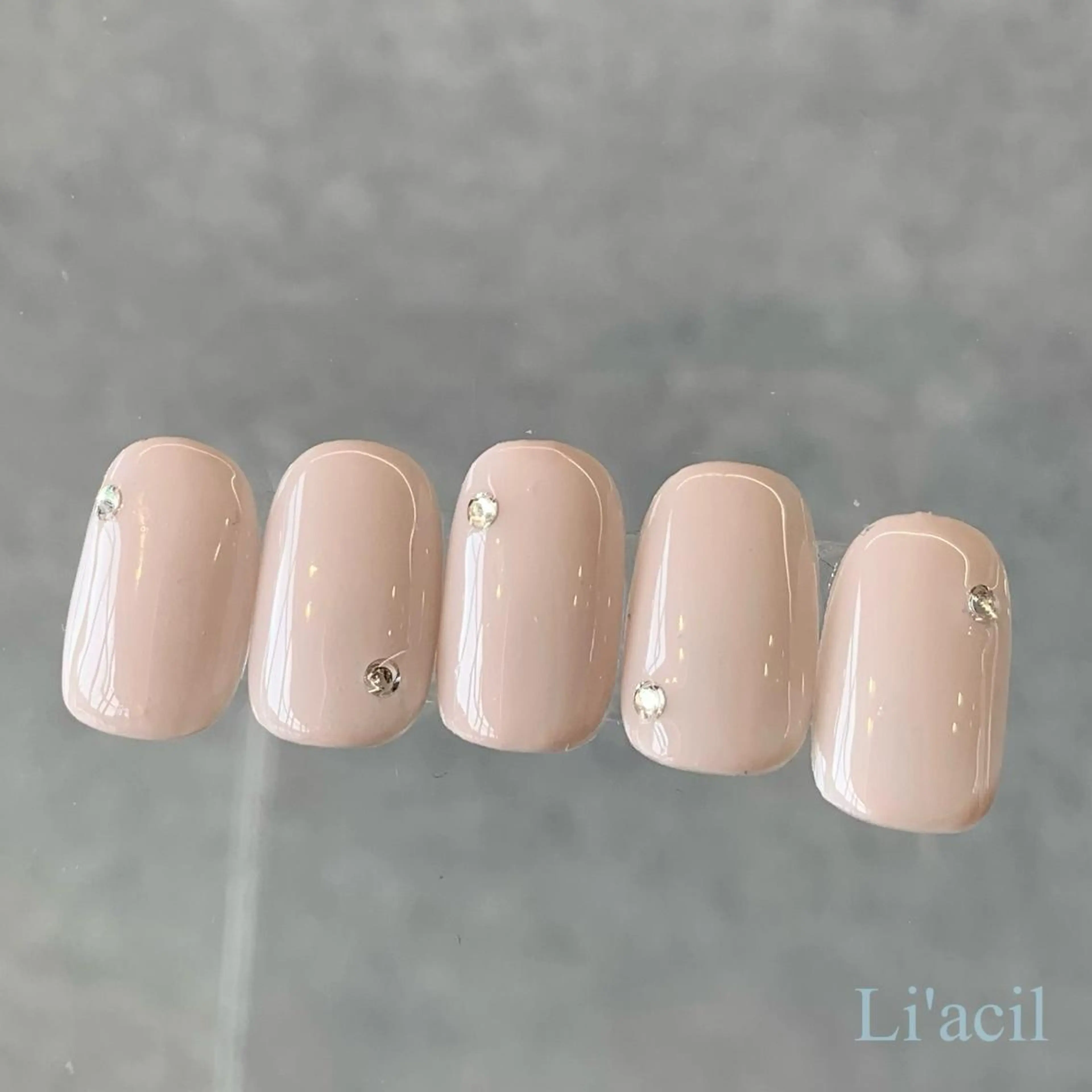 ネイル ワンカラーネイル ハンドネイル Baleine × Li'acil所属・Minami Kodamaのネイルデザイン