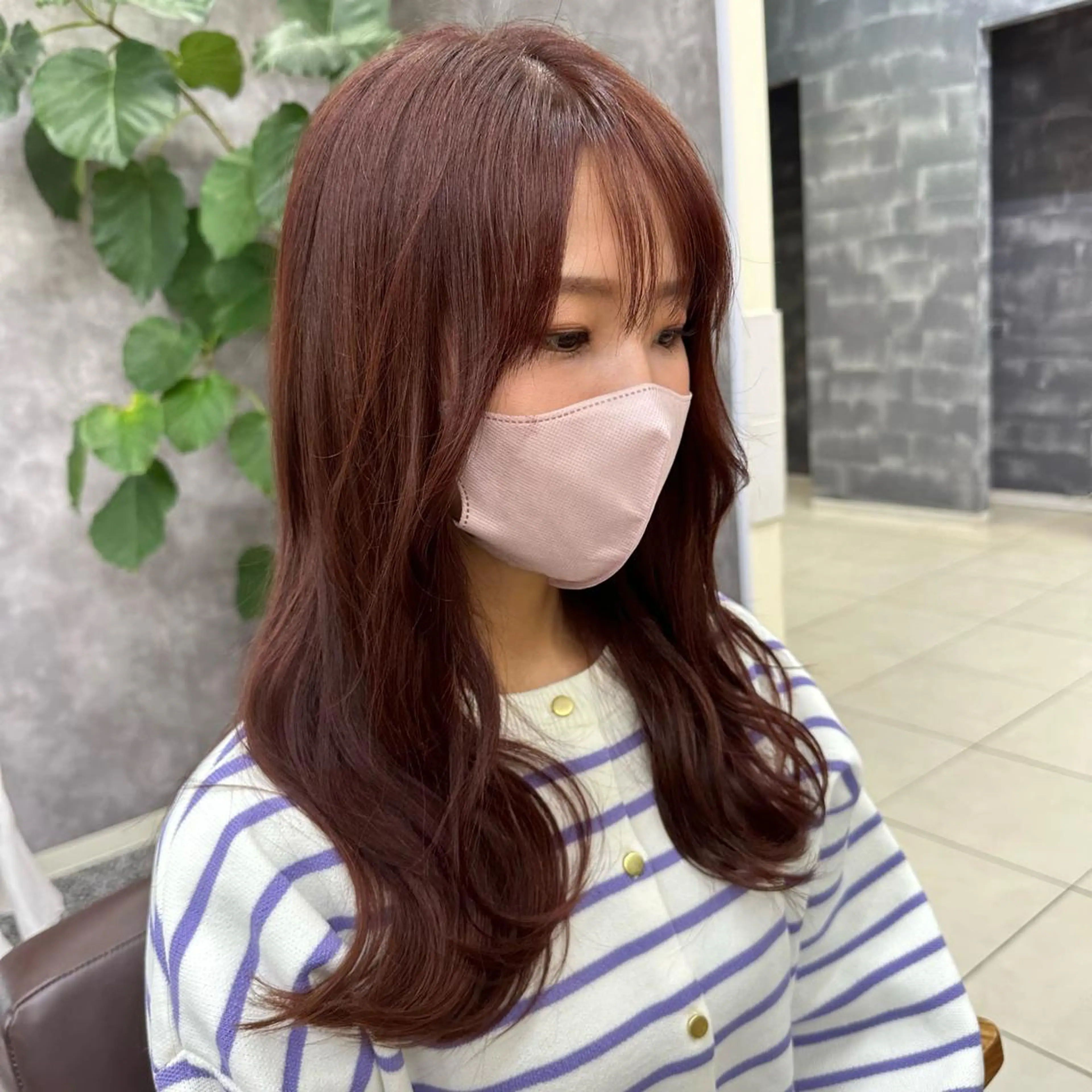 ロング カラー ベージュカラー ピンクカラー ピンクベージュ SHUN/ブリーチ/ カラー/臼井/佐倉のヘアスタイル