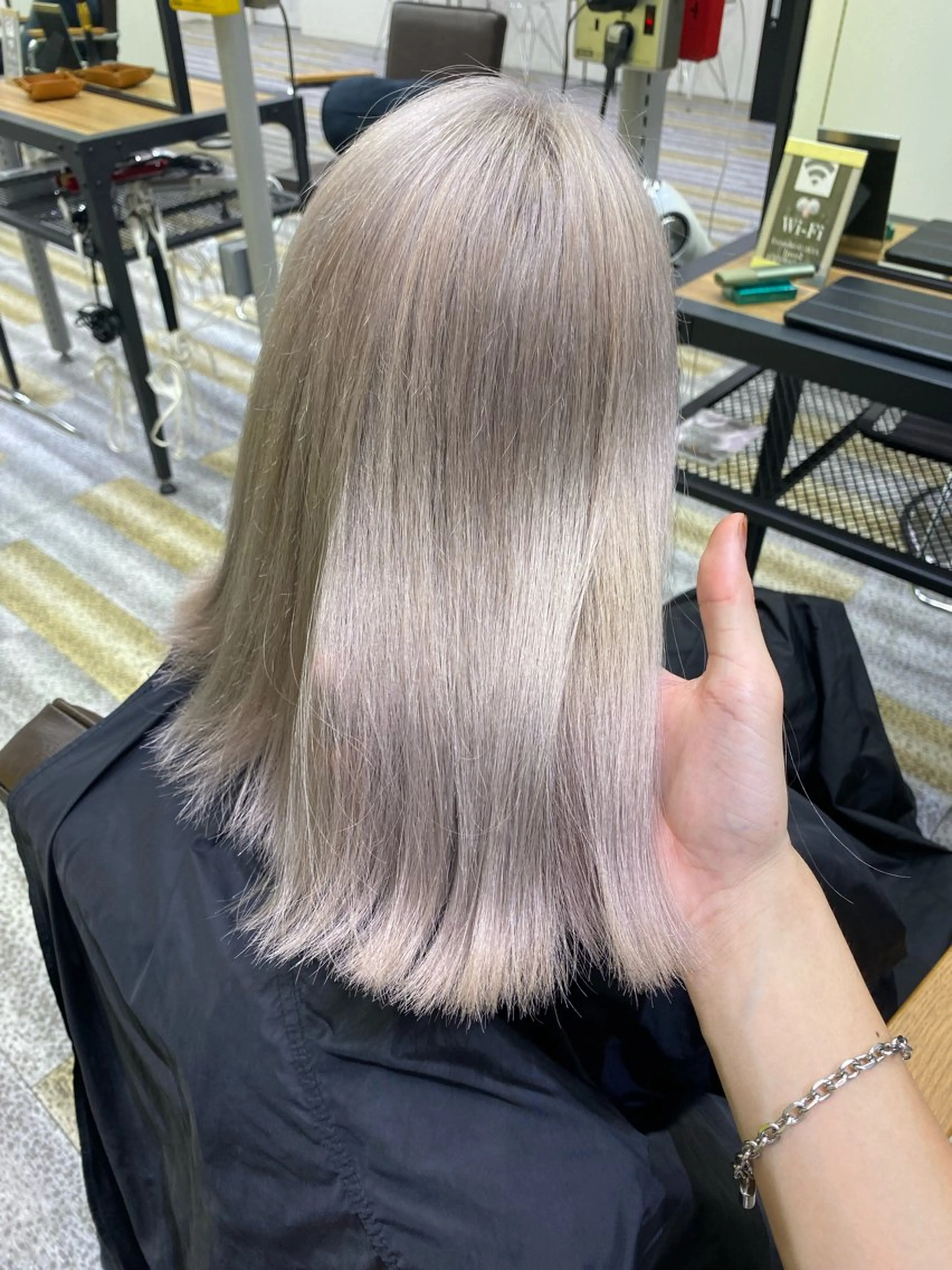 ロング 石原 侑祈のヘアスタイル