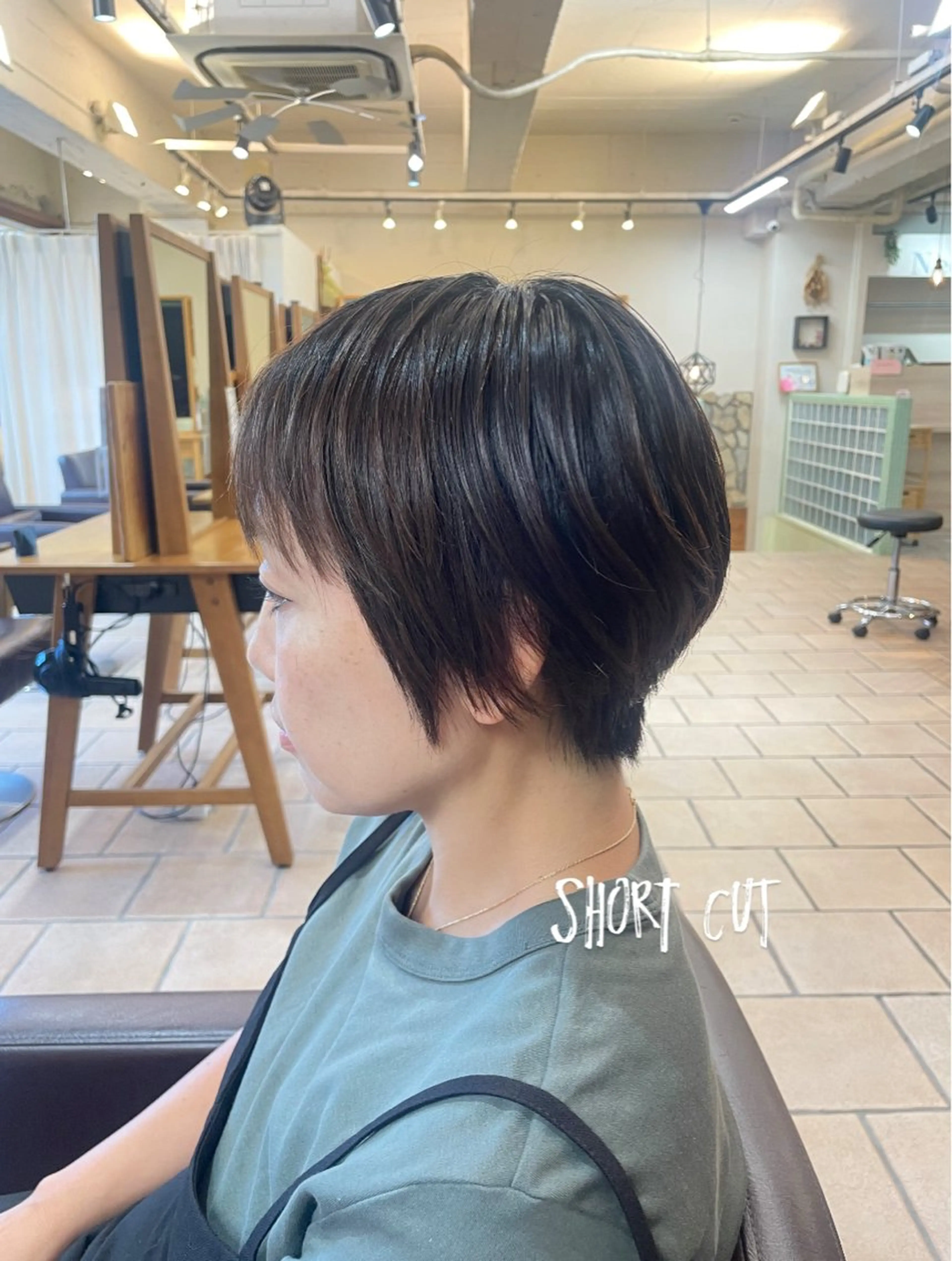 ショート ショートヘア 透明感カラー☆スパ☆ 石上遥楓のヘアスタイル