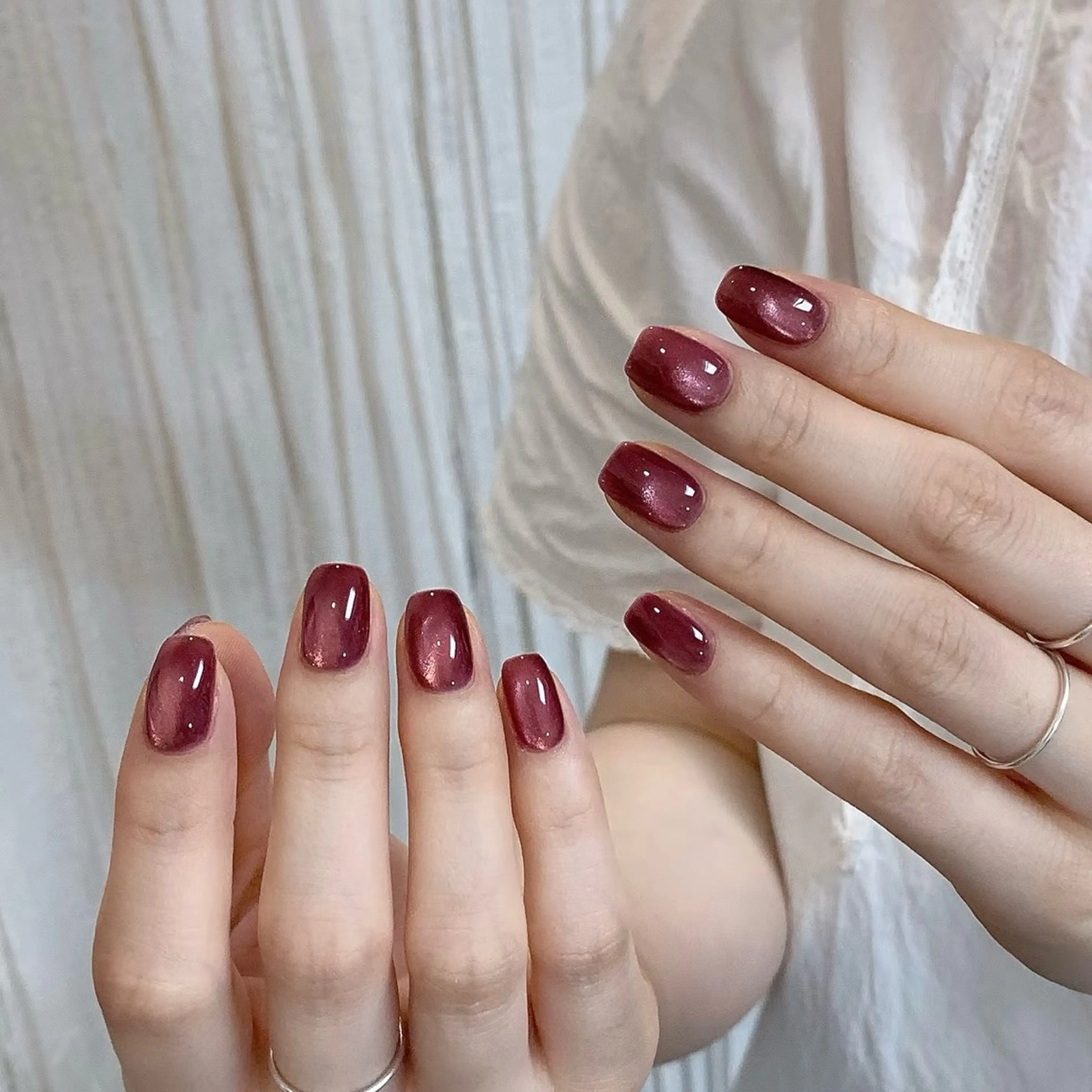 💙初回オフ無料💙マグネットネイル　ストーン6個🈂️ービスの写真