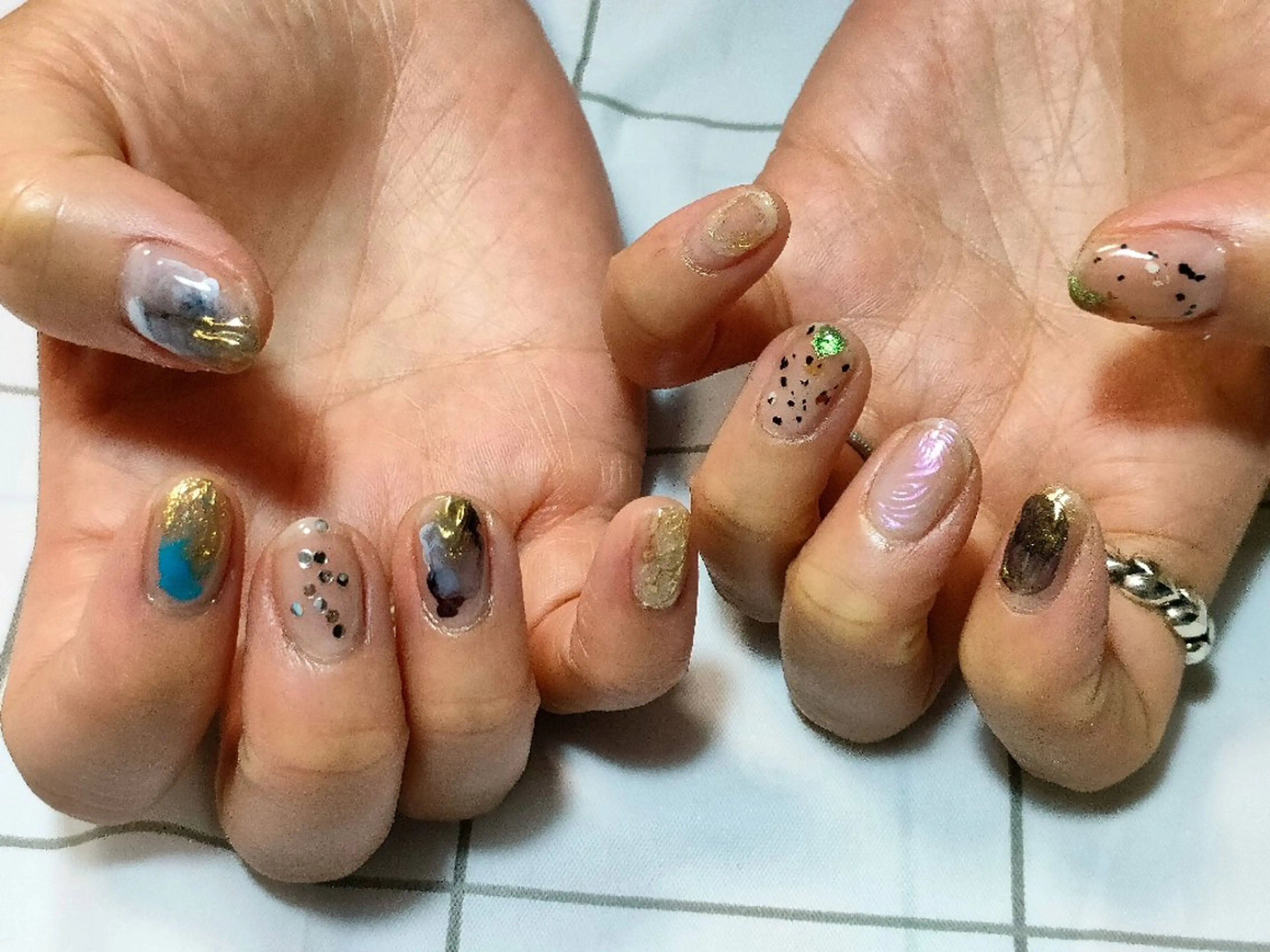 ネイル アートネイル ニュアンスネイル oir. nailsalonのネイルデザイン