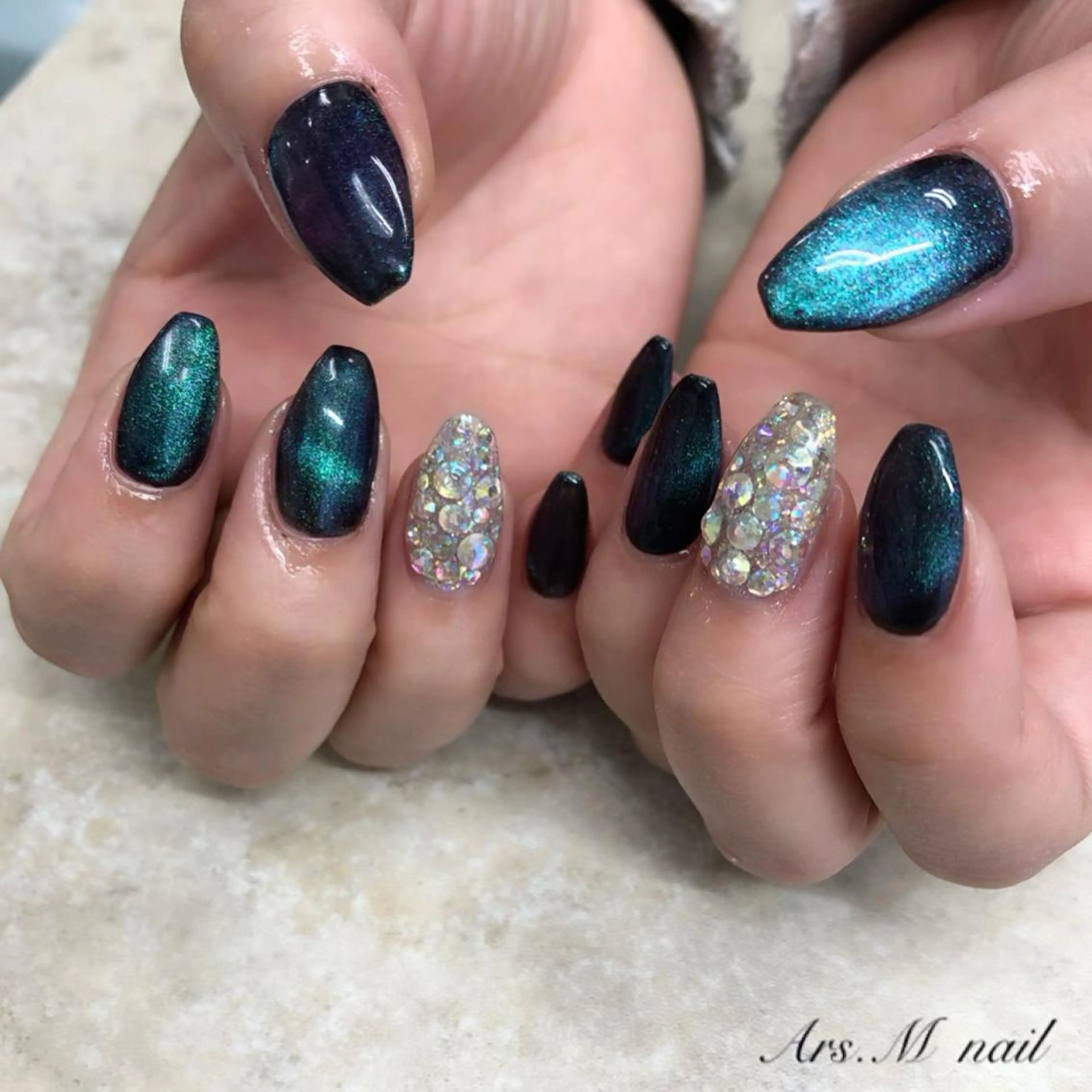 ネイル マグネットネイル ハンドネイル アルス.エム所属・Ars.M nailのネイルデザイン