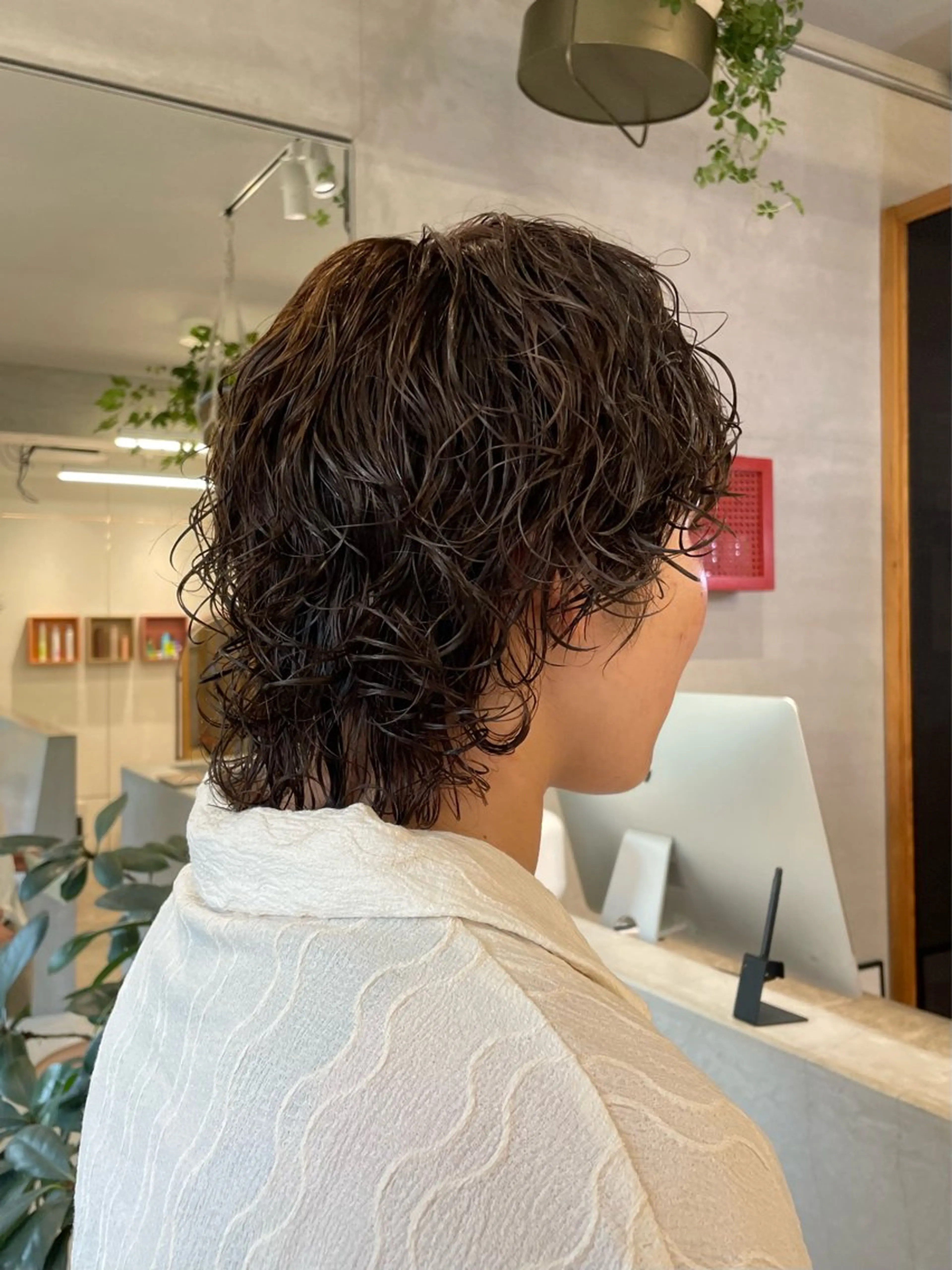 パーマ ウルフカット カット パーマ 鶴井 美空のヘアスタイル