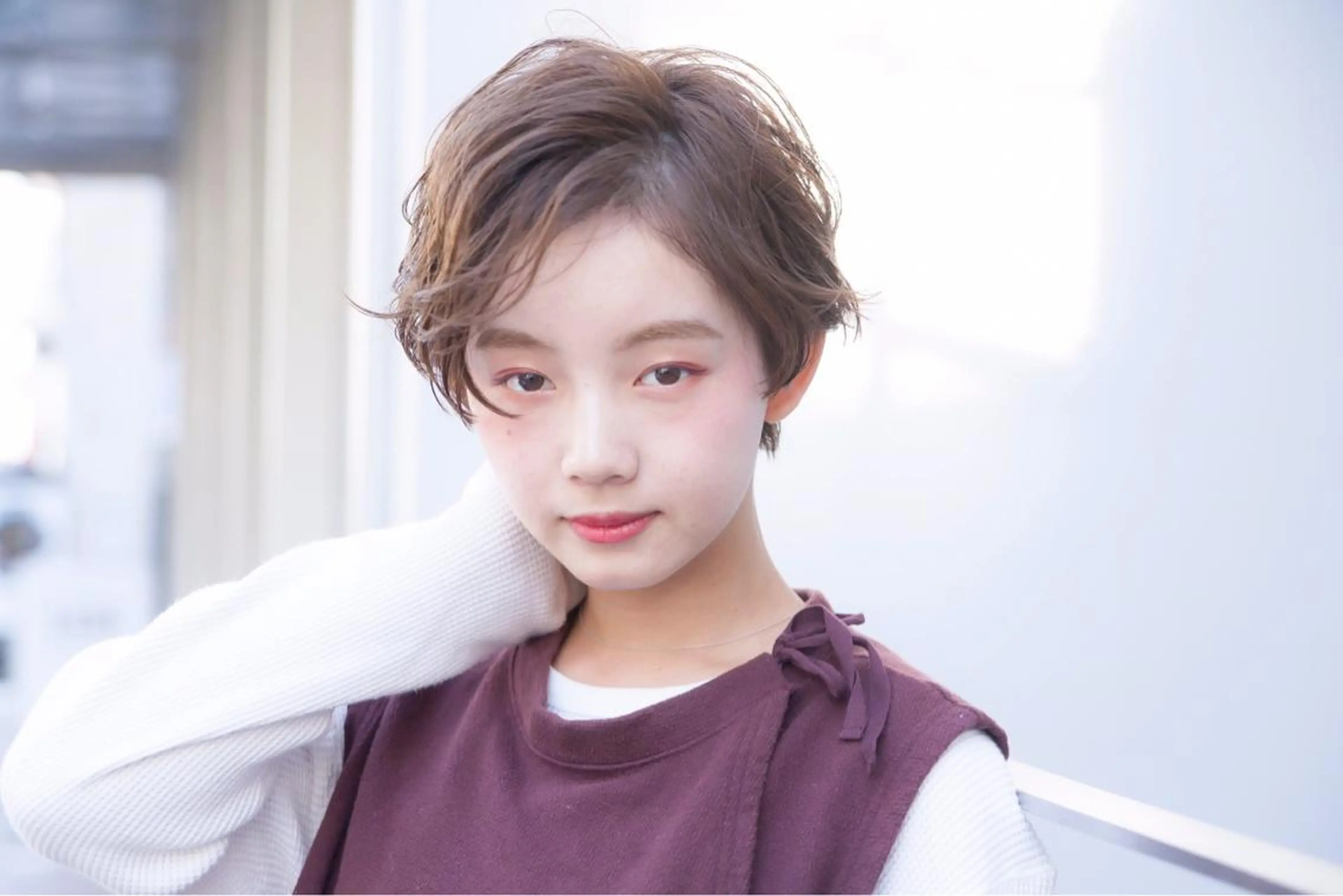 ショート カラー ヘアアレンジ ミニボブ/ブリーチ 🌈MISATOのヘアスタイル