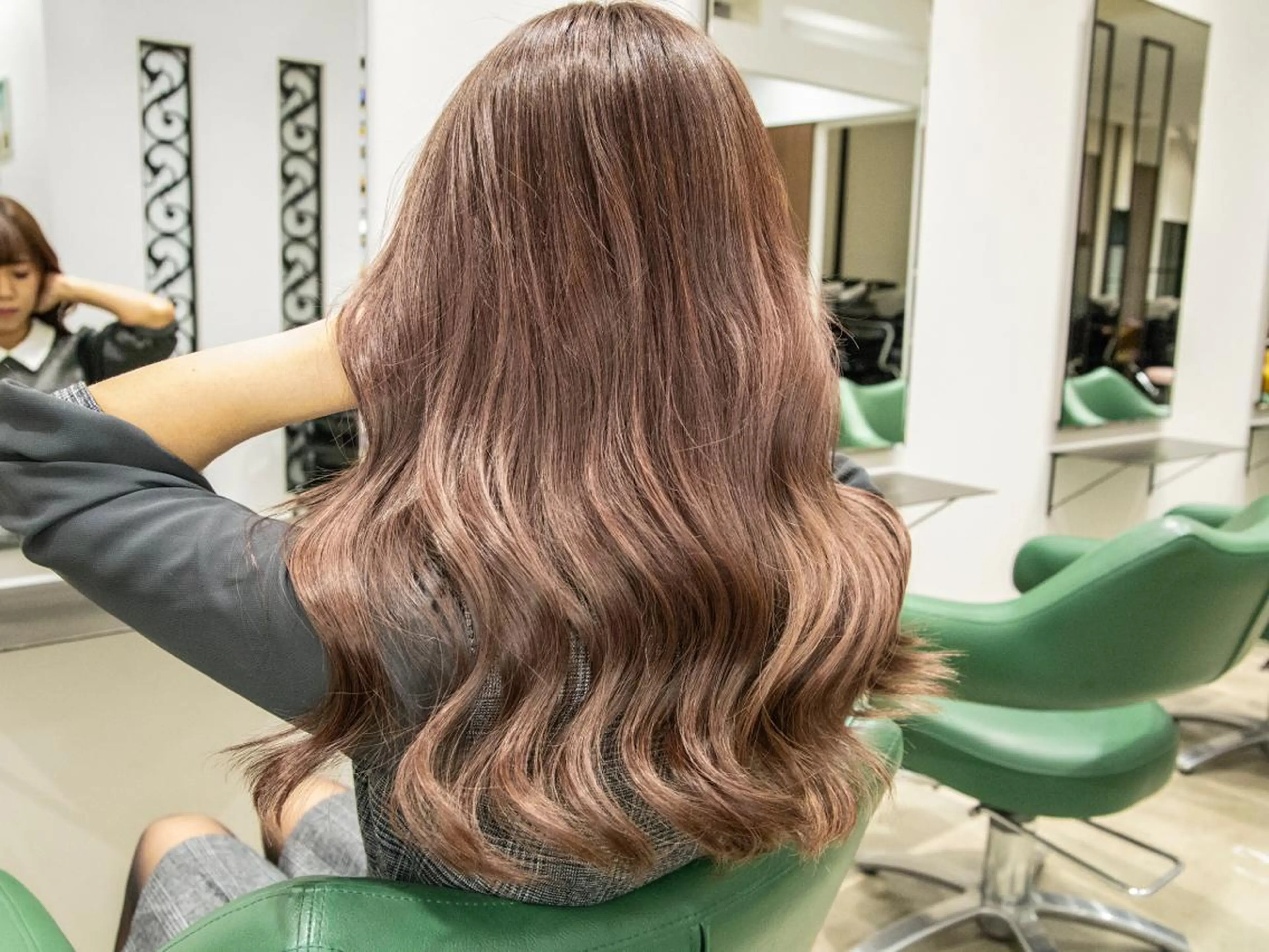 ロング ハイライト Re:ta Hair 飯田淳平のヘアスタイル