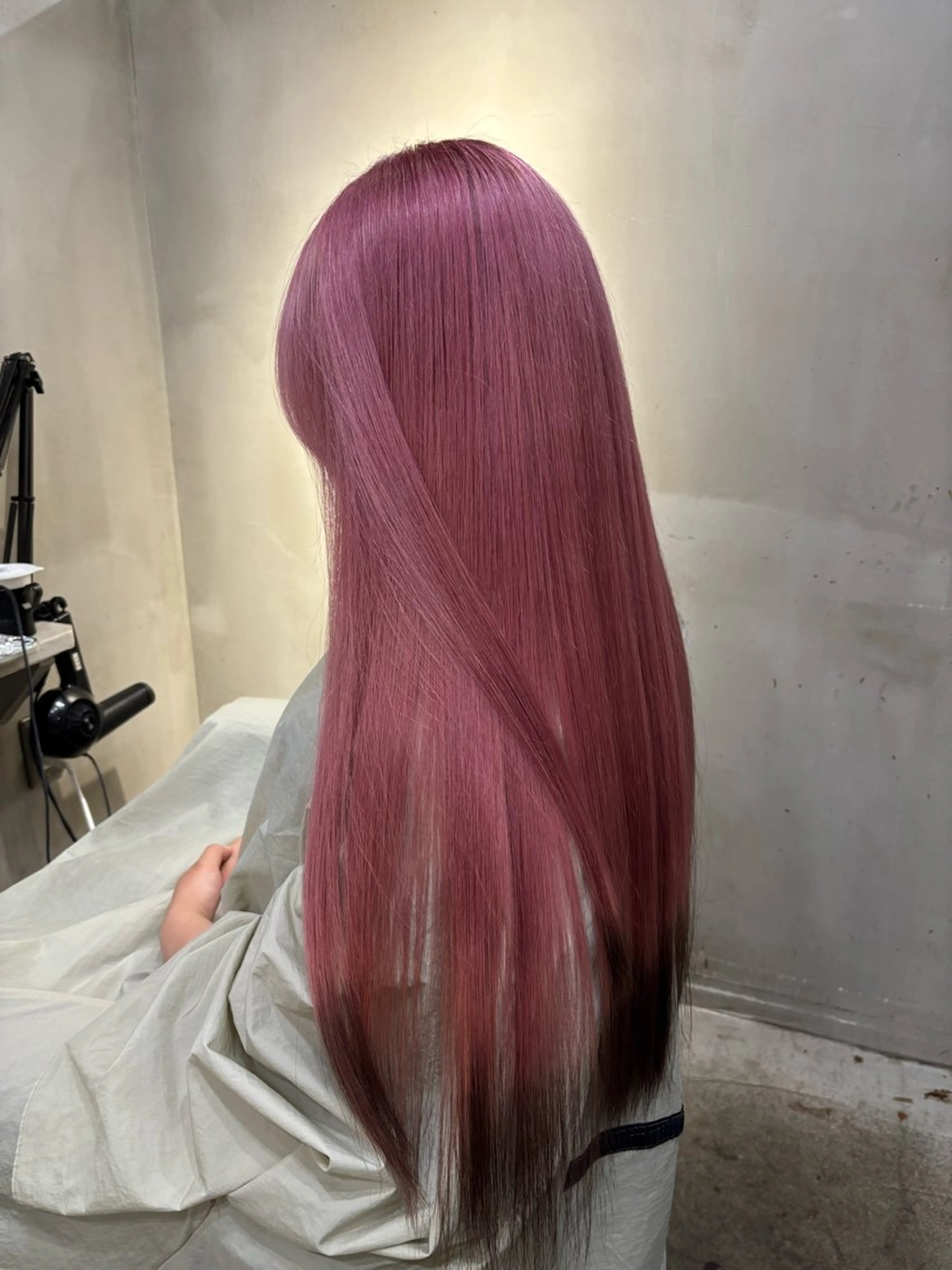 ロング カラー ブラウンカラー ピンクカラー ヘアカラー VOYAGE所属・中園 康のヘアスタイル