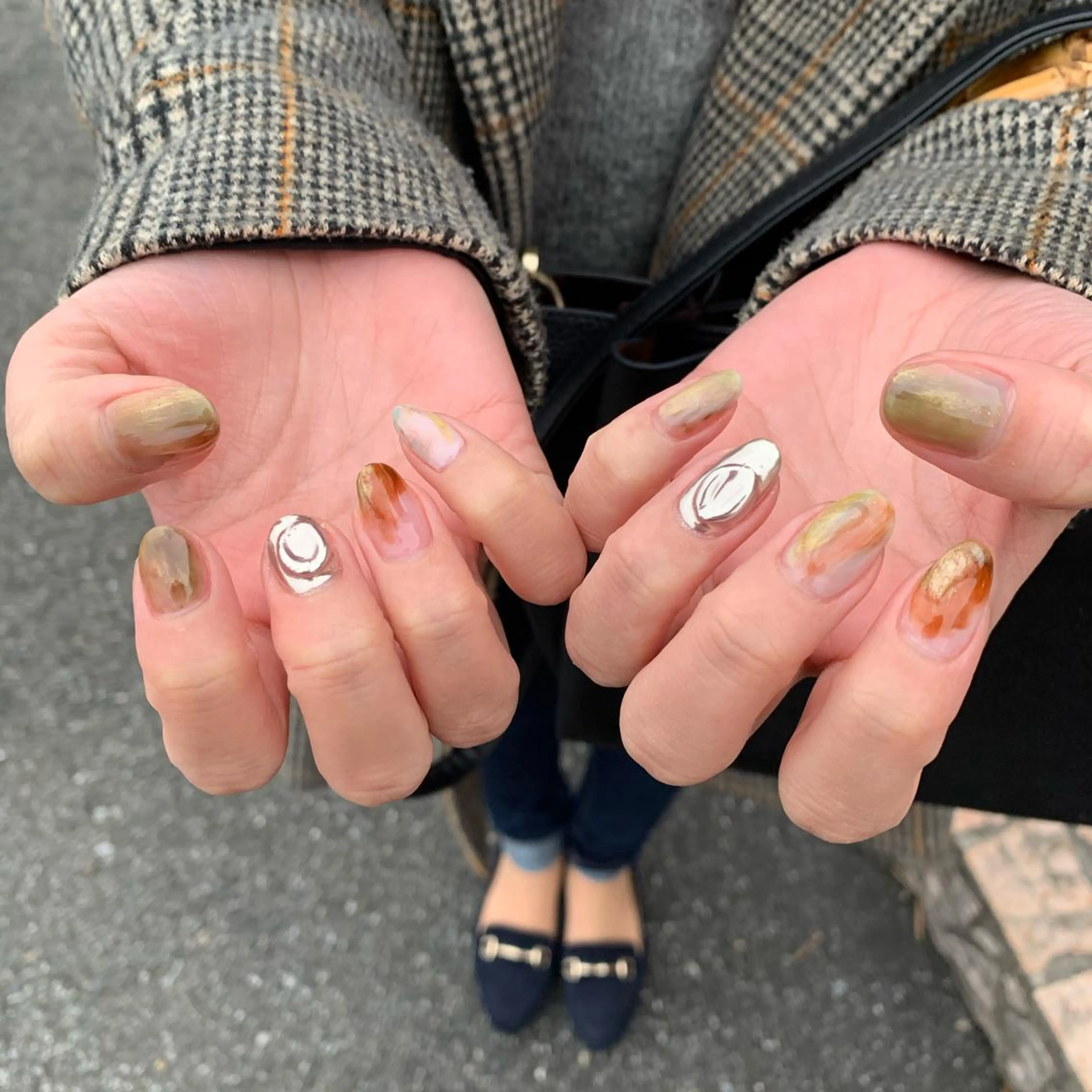 ネイル ハンドネイル 佐藤 穂乃香のネイルデザイン