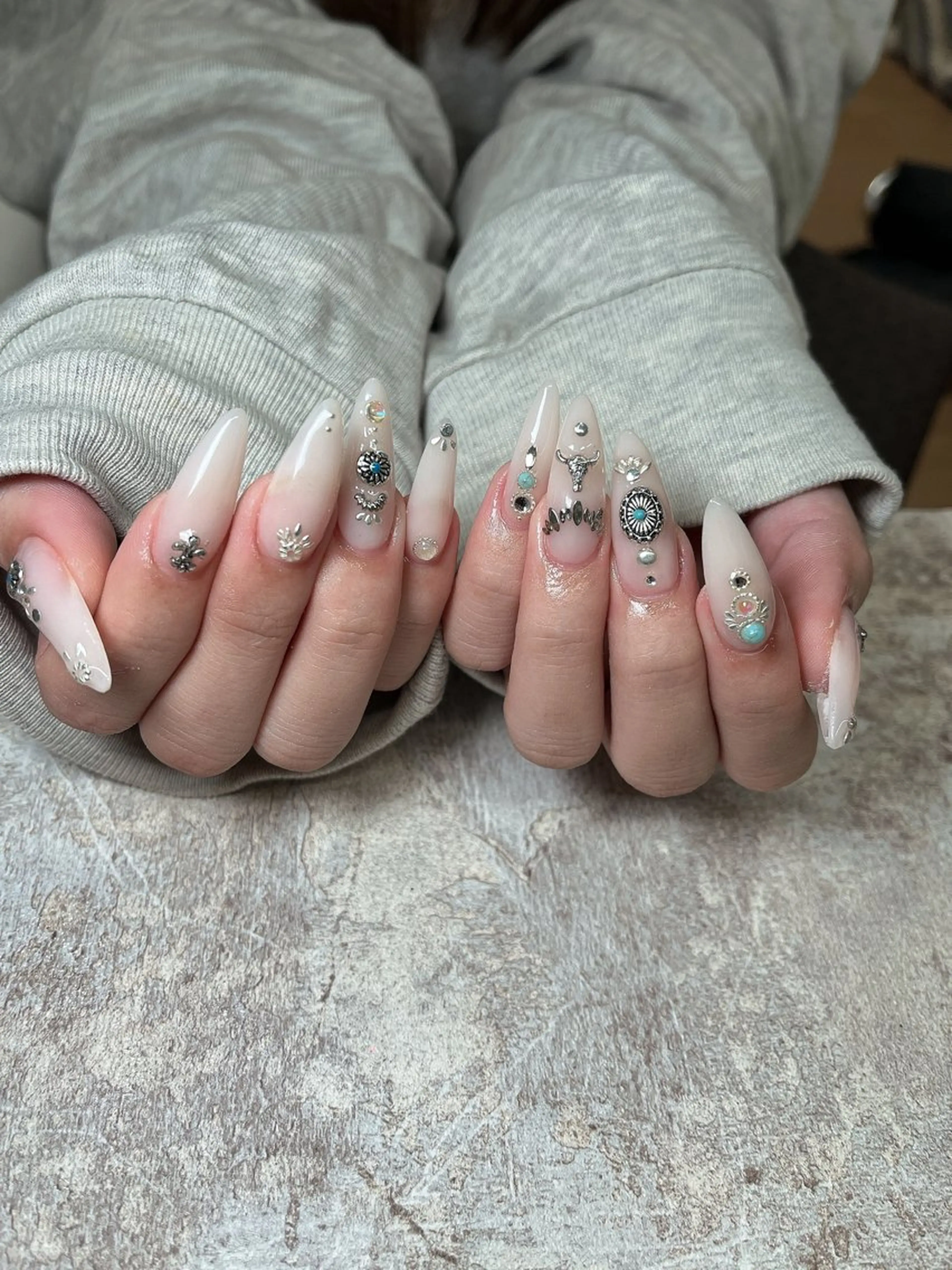 ネイル ハンドネイル HaL NaiLのネイルデザイン