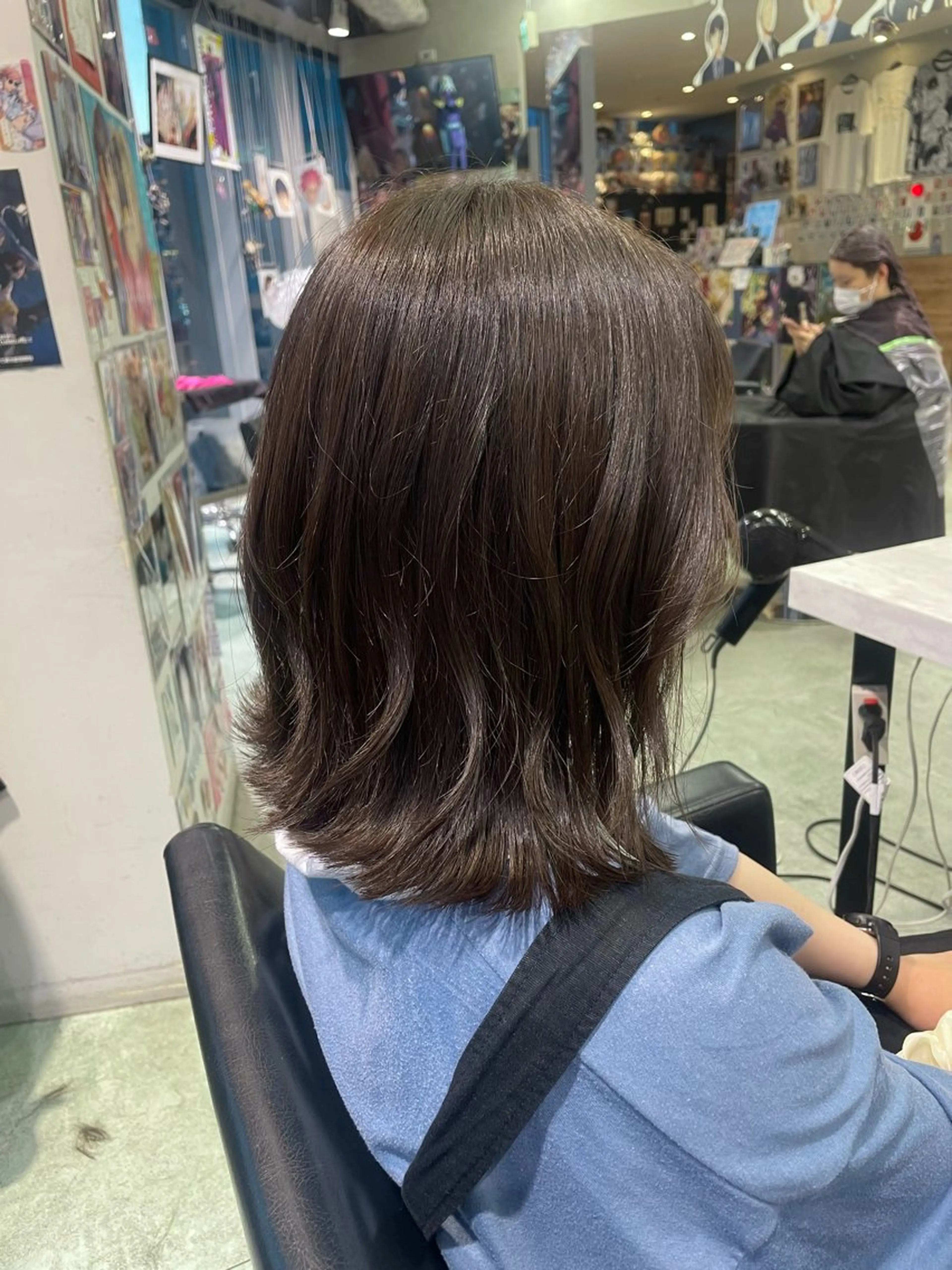 ミディアム カット ヘアカラー トリートメント 🍭ハイトーン/ デザインカラー🦄のヘアスタイル