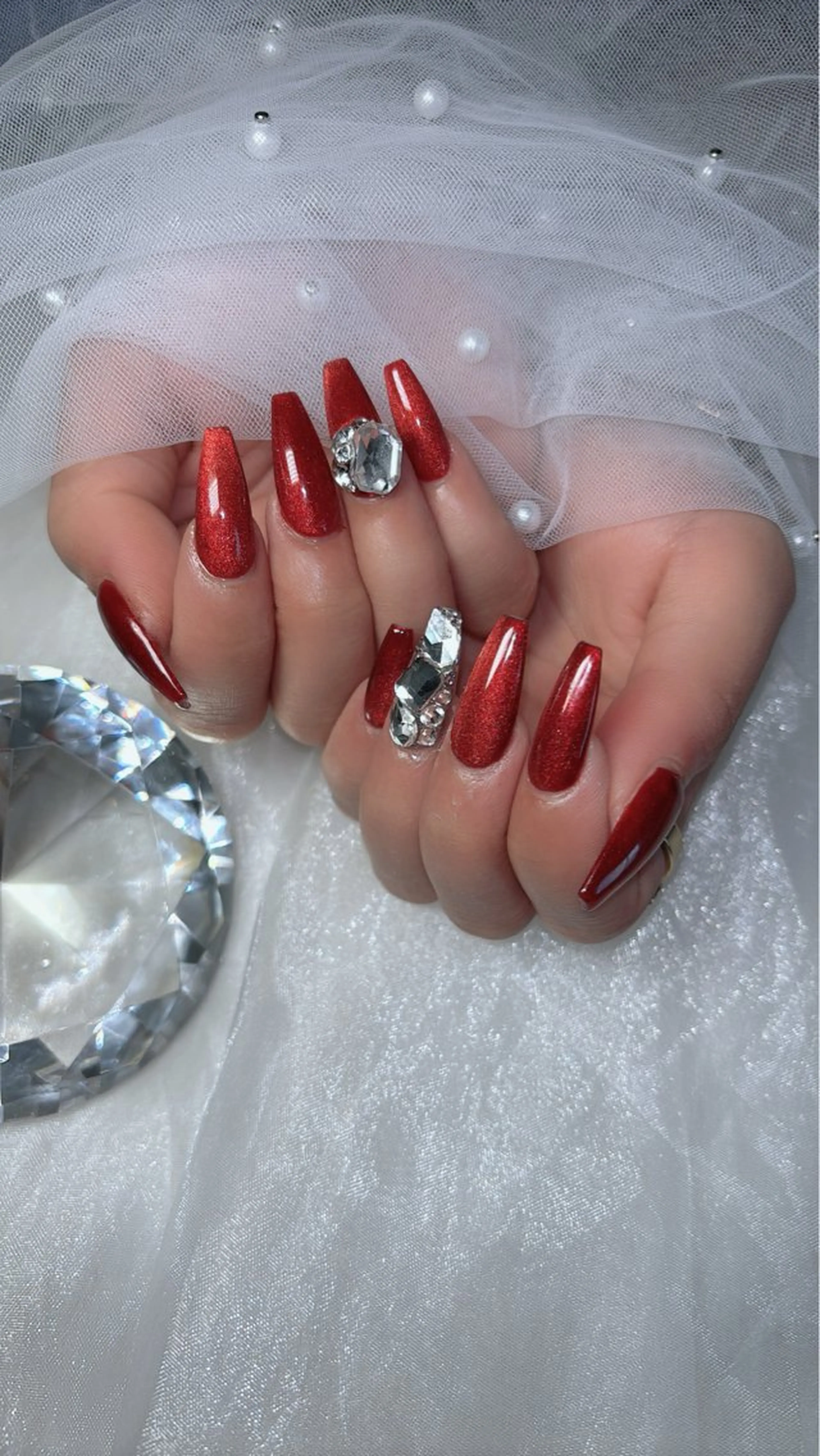 ネイル ストーンネイル ハンドネイル salon de belnetta所属・kayo 💅のネイルデザイン