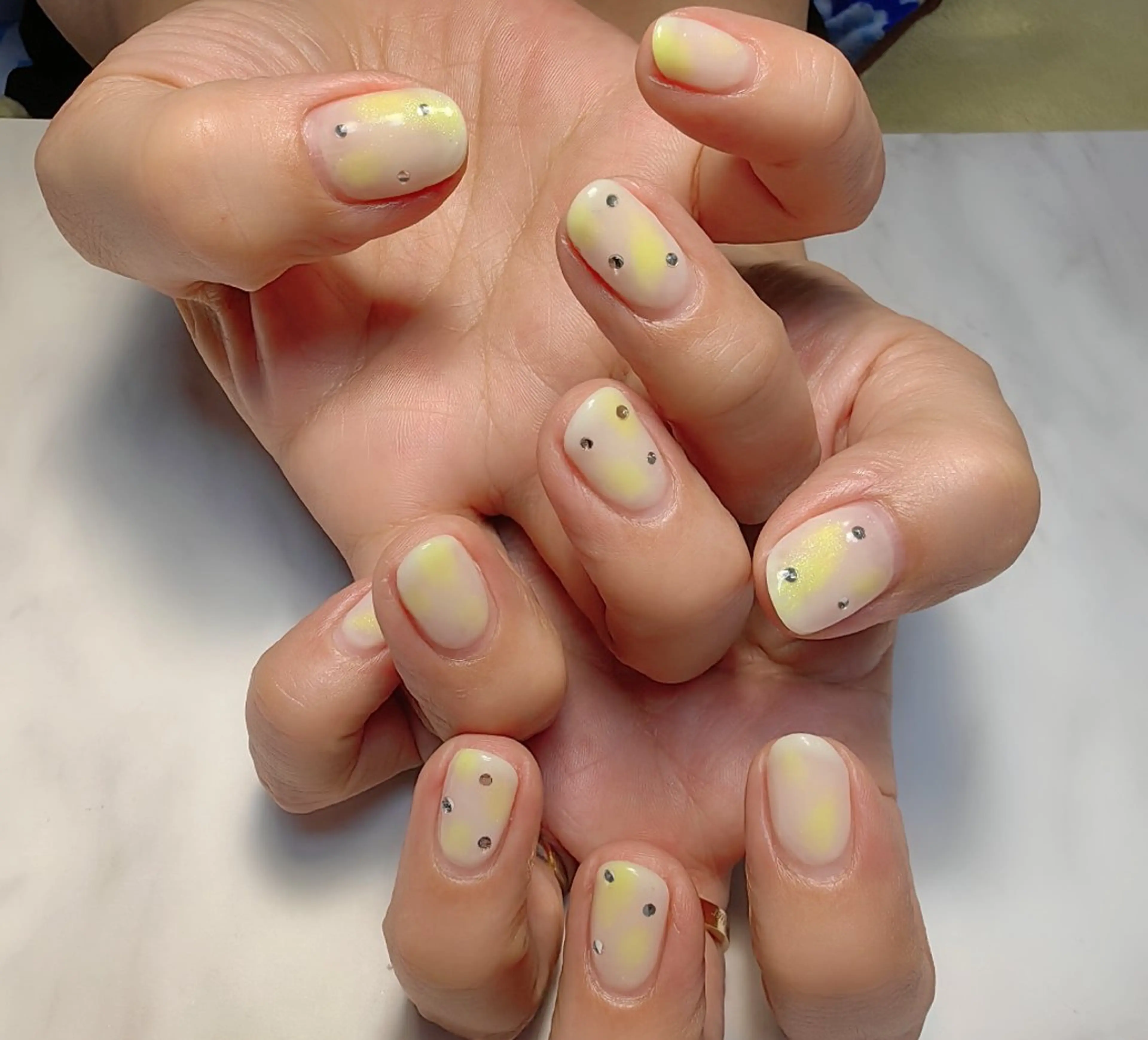 ネイル チークネイル ハンドネイル reve あやののネイルデザイン