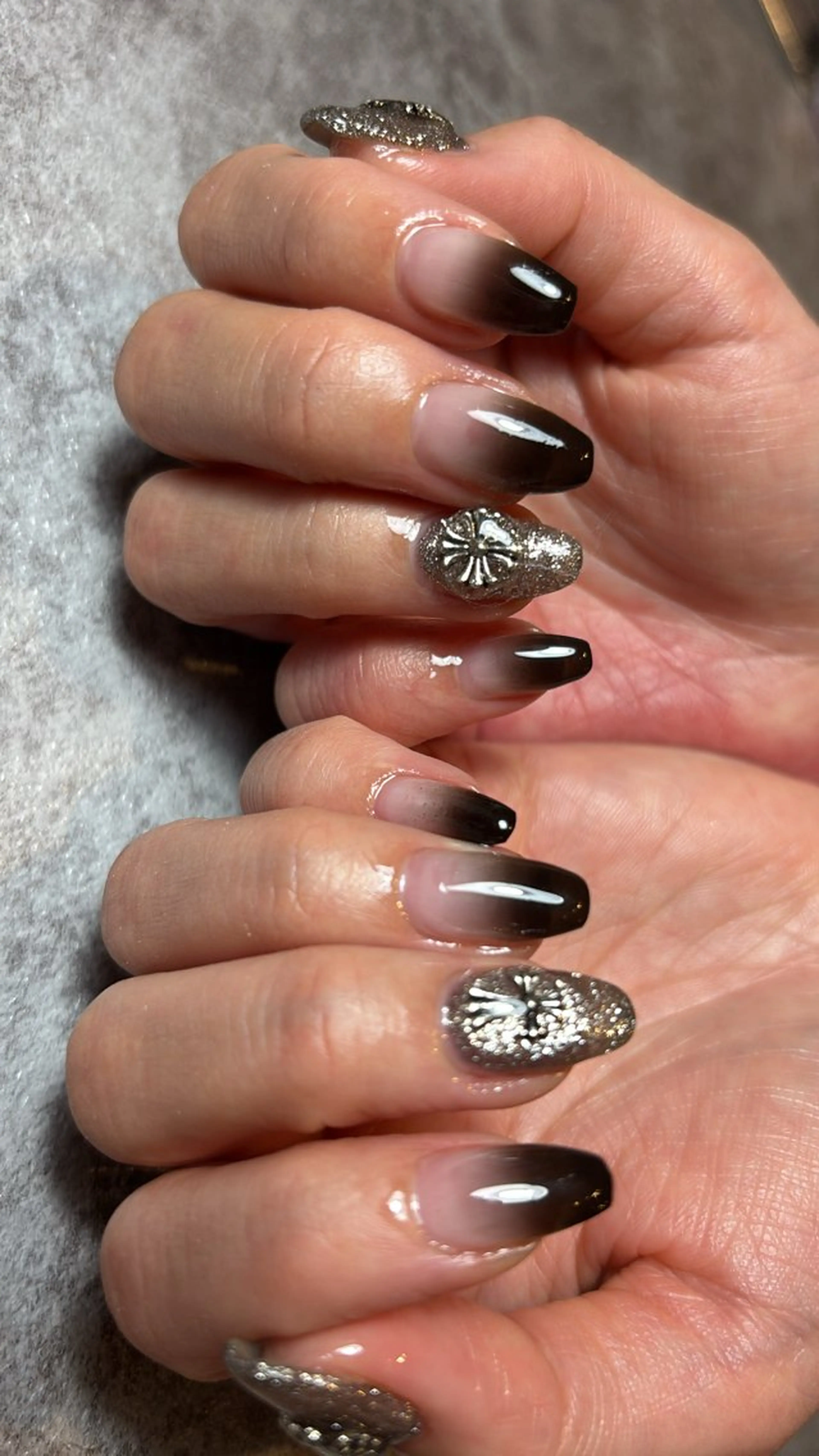 ネイル Mignon所属・Mignon 、のネイルデザイン