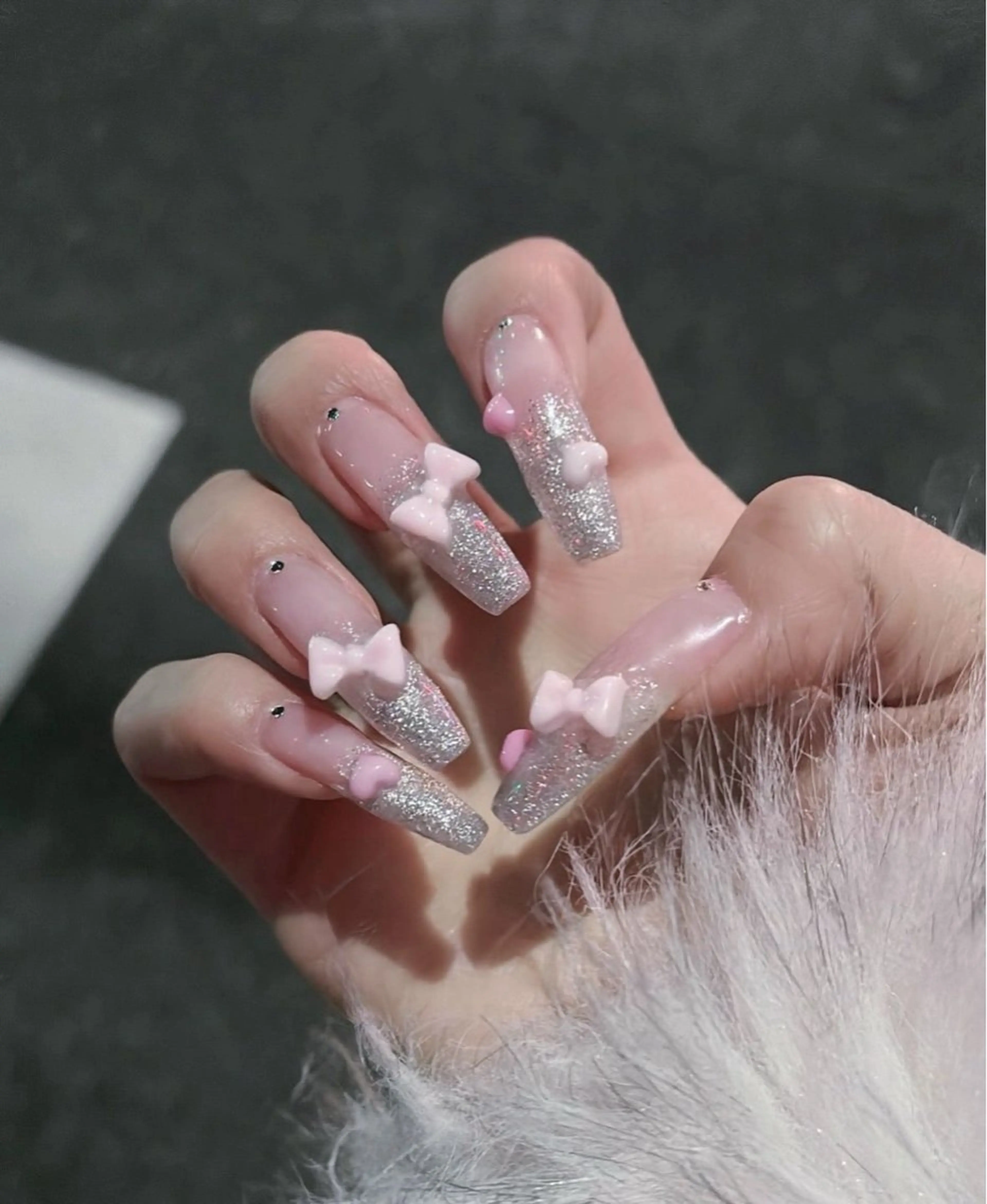 ネイル フレンチネイル キラキラネイル 韓国ネイル シンプルネイル ワンホンネイル ハンドネイル MEI Nailのネイルデザイン