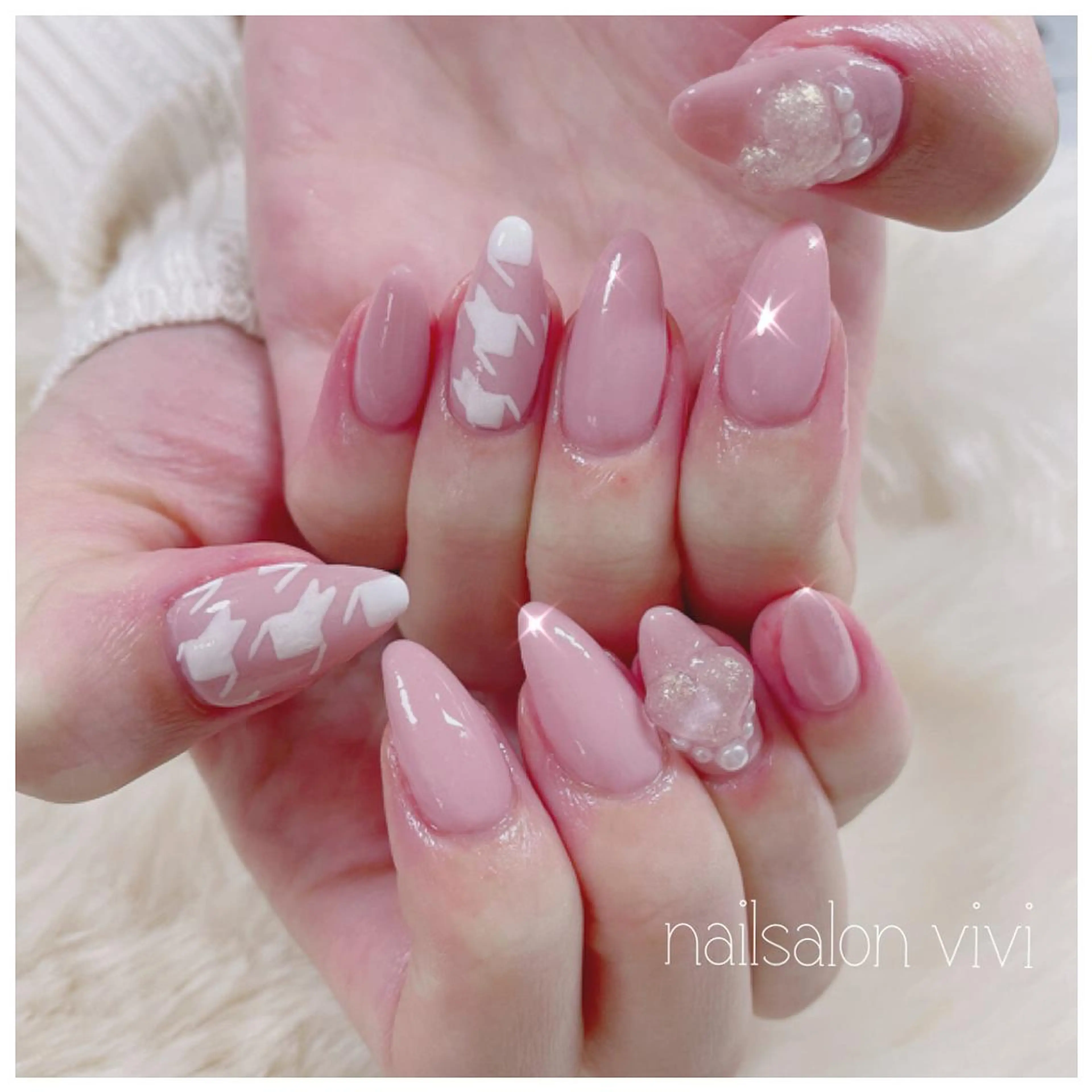 ネイル ＶＩＶＩ nailsalonのネイルデザイン