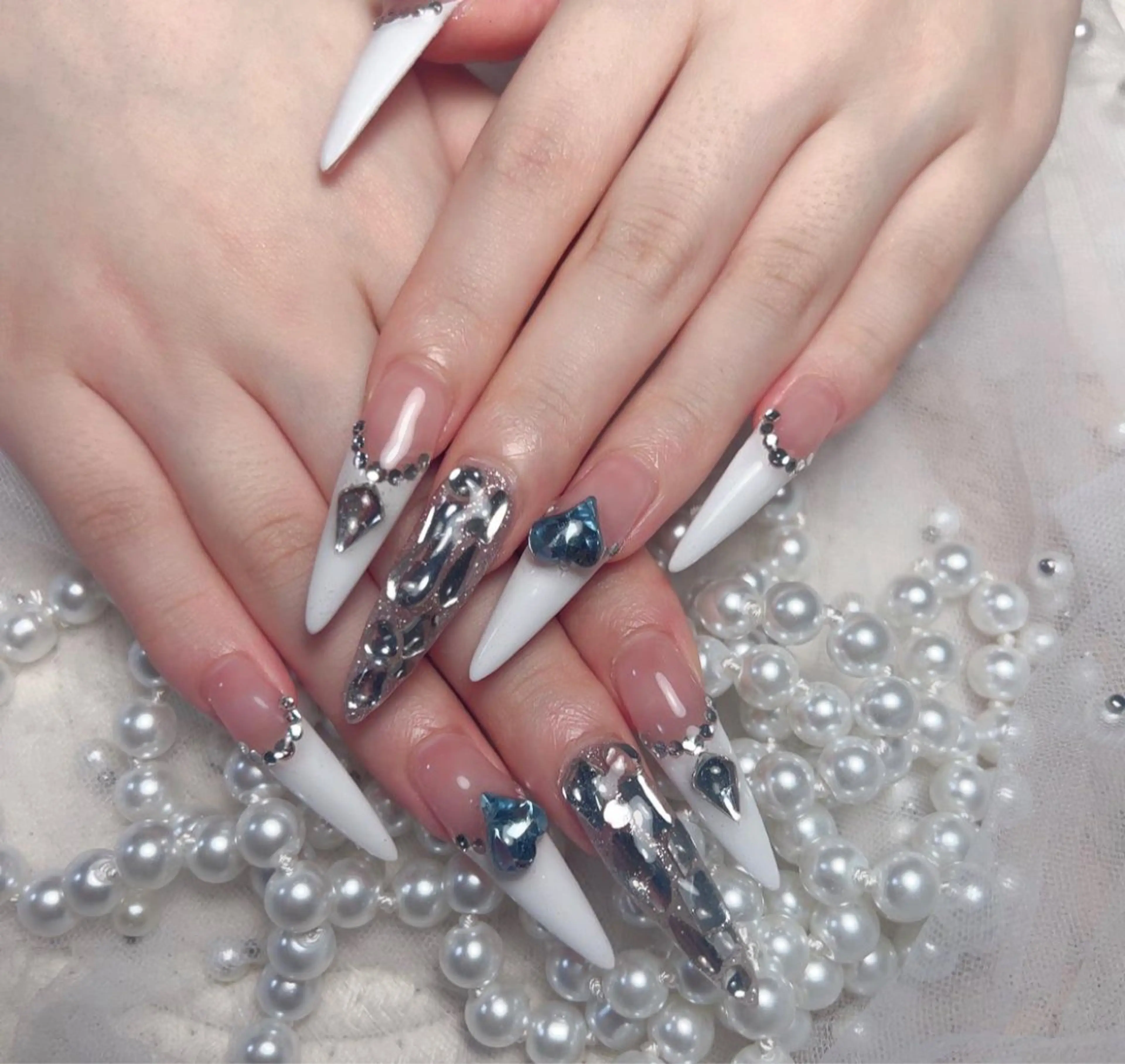 ネイル ハンドネイル 🎀Ｍ nails✨ ビューティーのネイルデザイン